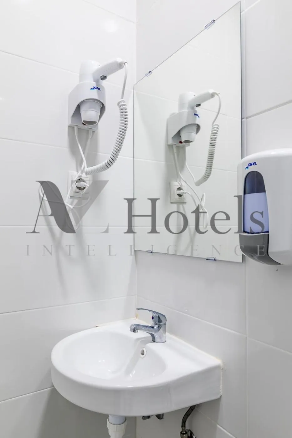 Bathroom in AYZ Ulises - Auto check-in property