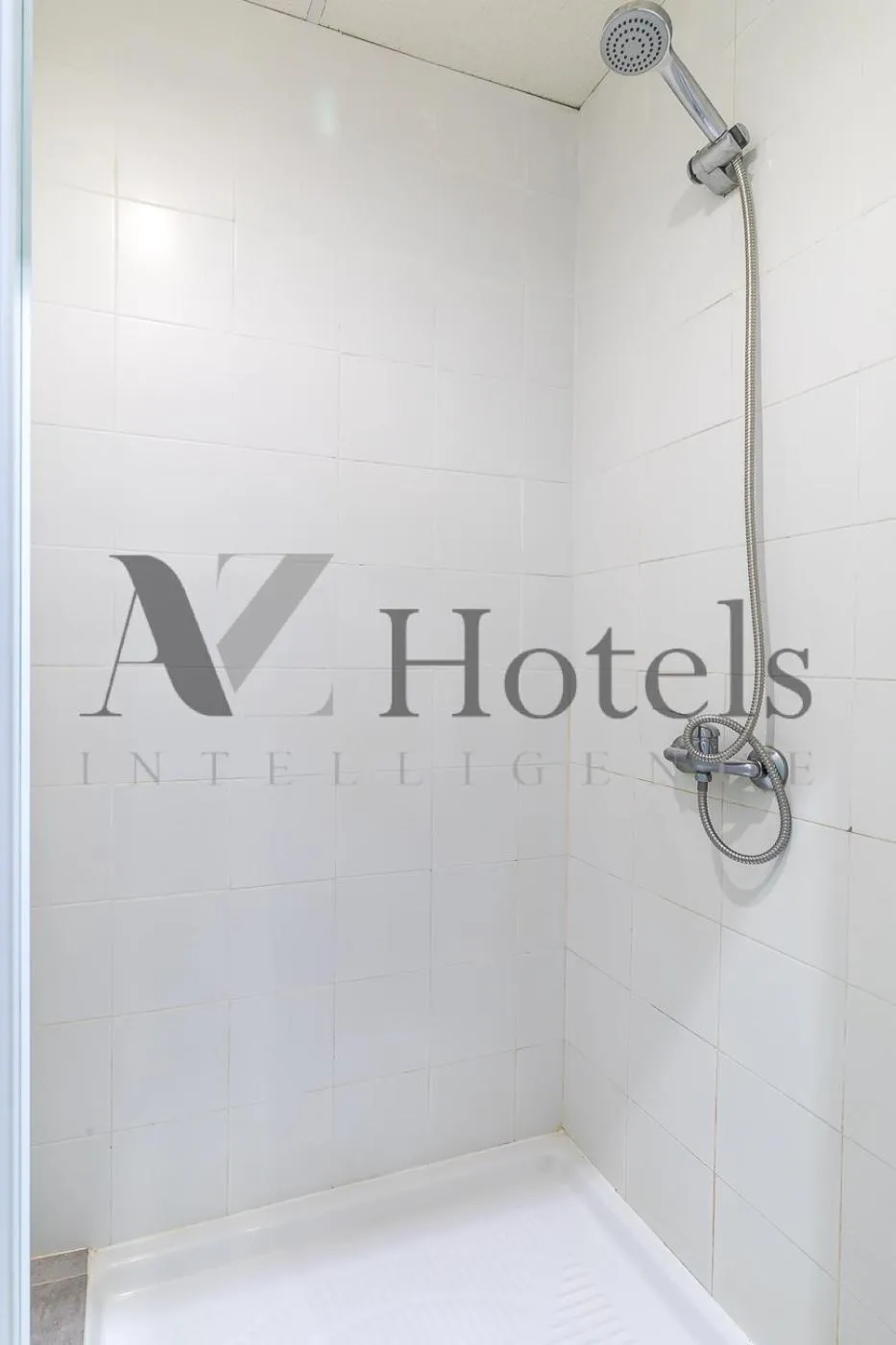 Shower in AYZ Ulises - Auto check-in property