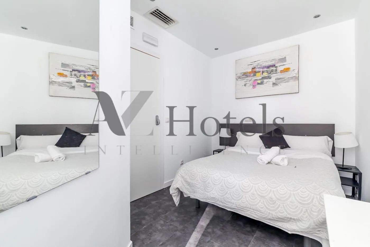 Photo of the whole room, Bed in AYZ Ulises - Auto check-in property