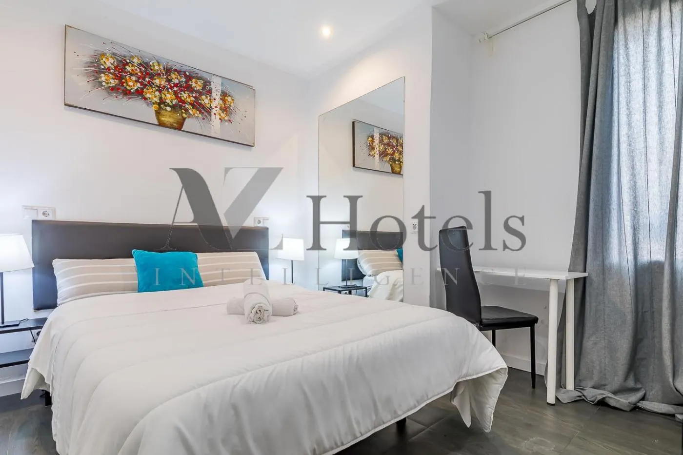 Photo of the whole room, Bed in AYZ Ulises - Auto check-in property