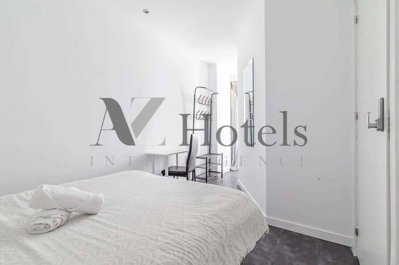 Photo of the whole room, Bed in AYZ Ulises - Auto check-in property