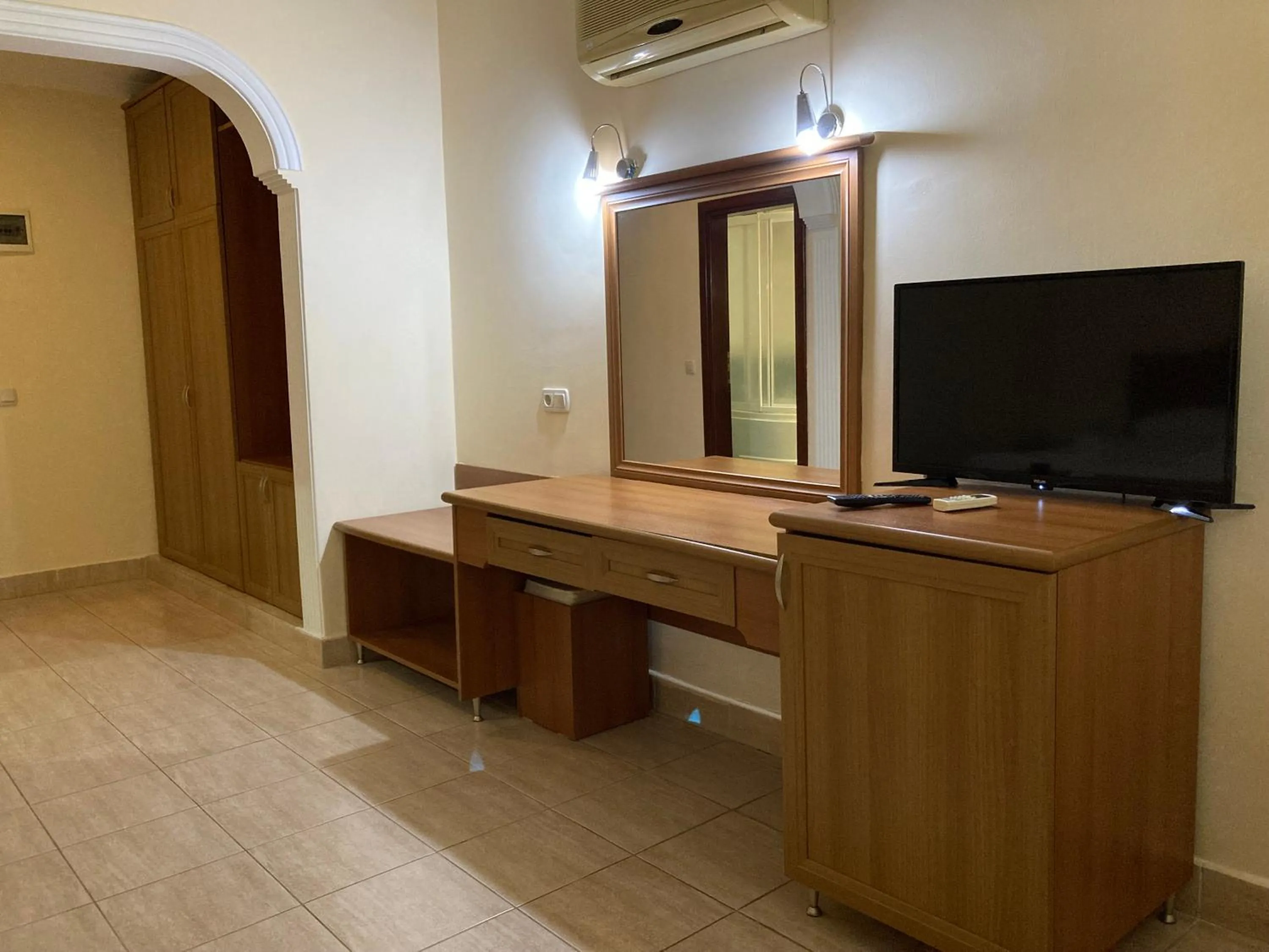 TV and multimedia in Kutle Hotel