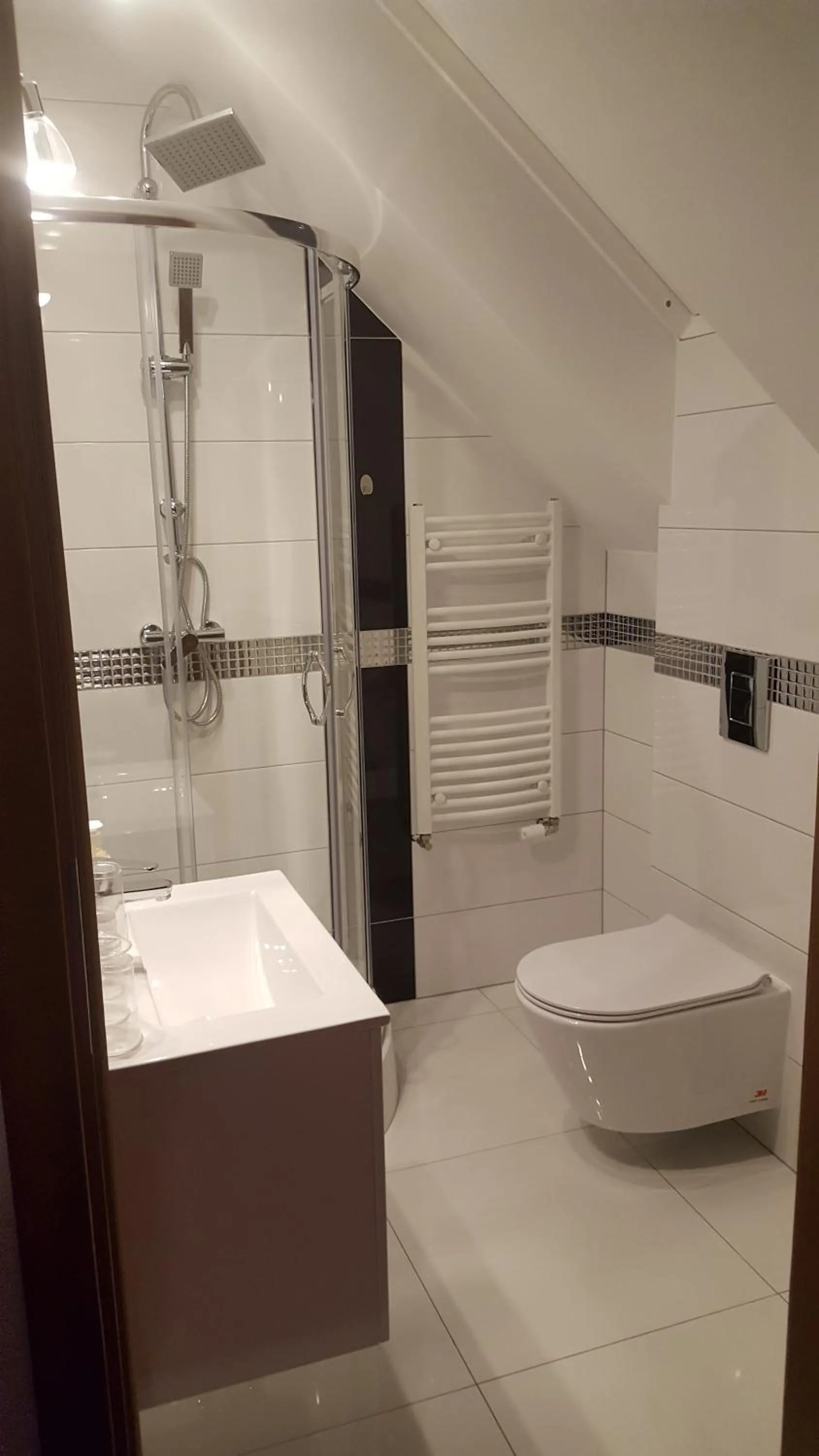 Shower in PHU Gościniec "16-tka" Katarzyna Zdrojewska