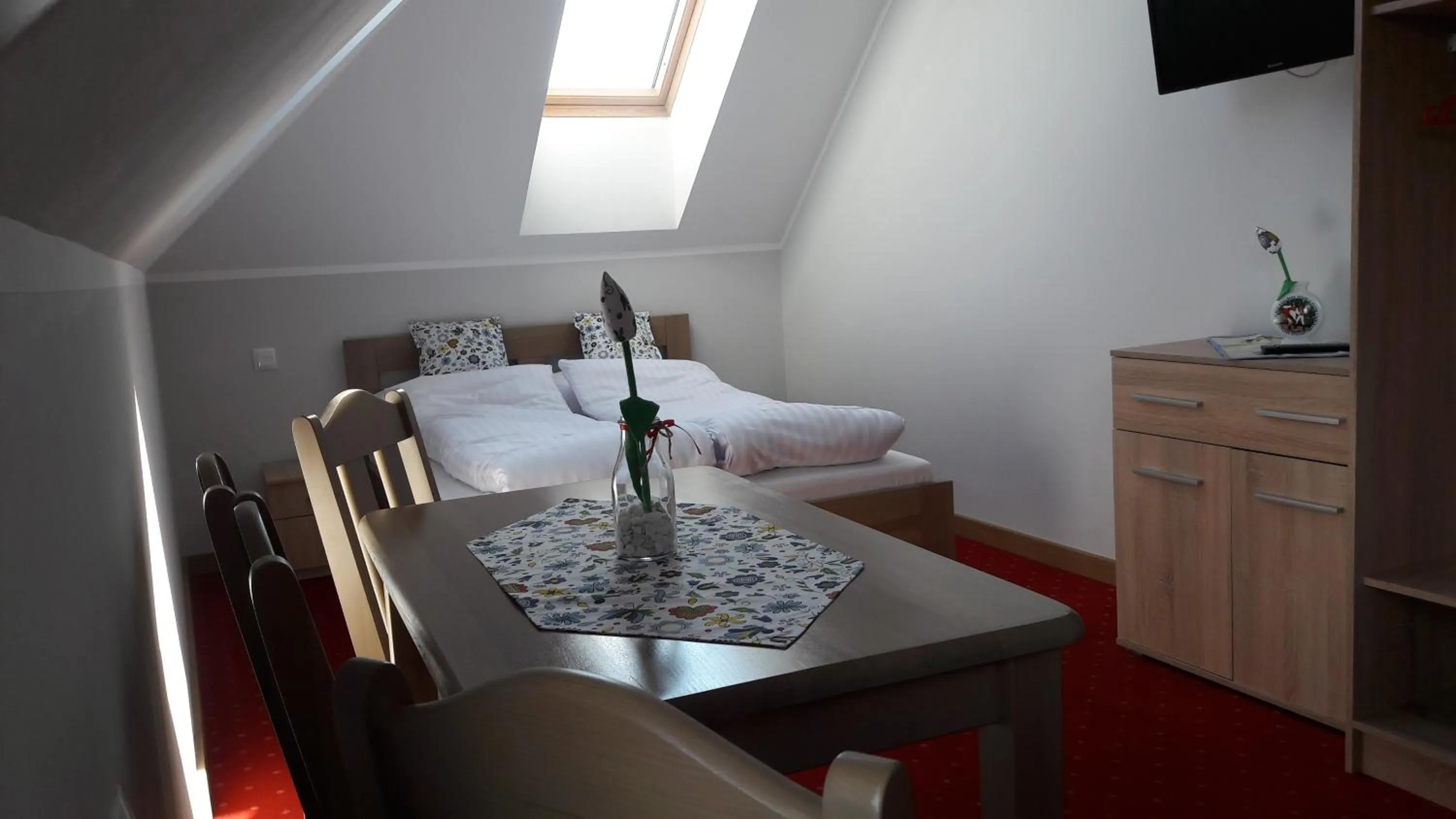 Bed in PHU Gościniec "16-tka" Katarzyna Zdrojewska