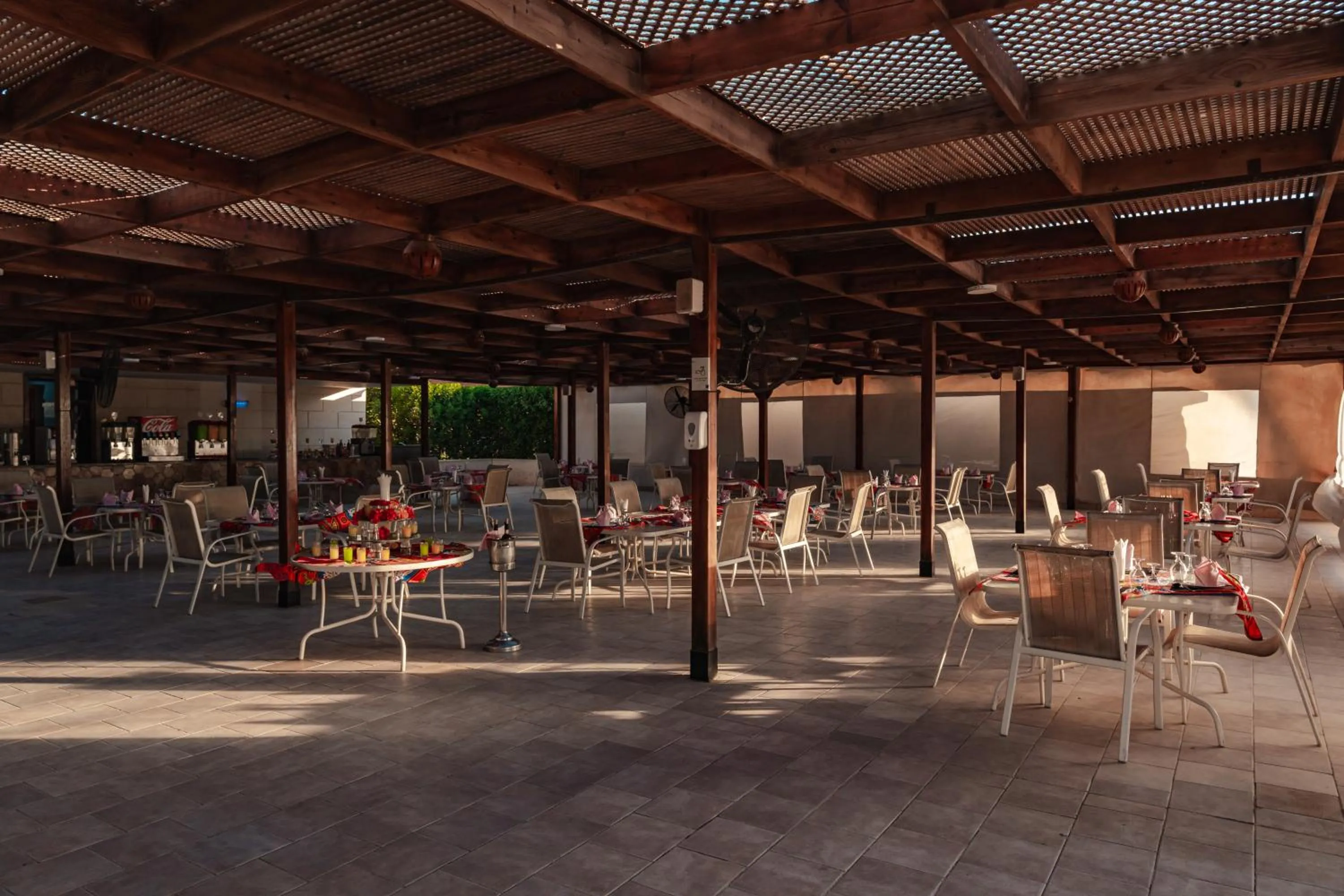 Restaurant/places to eat in Calimera Blend Paradise