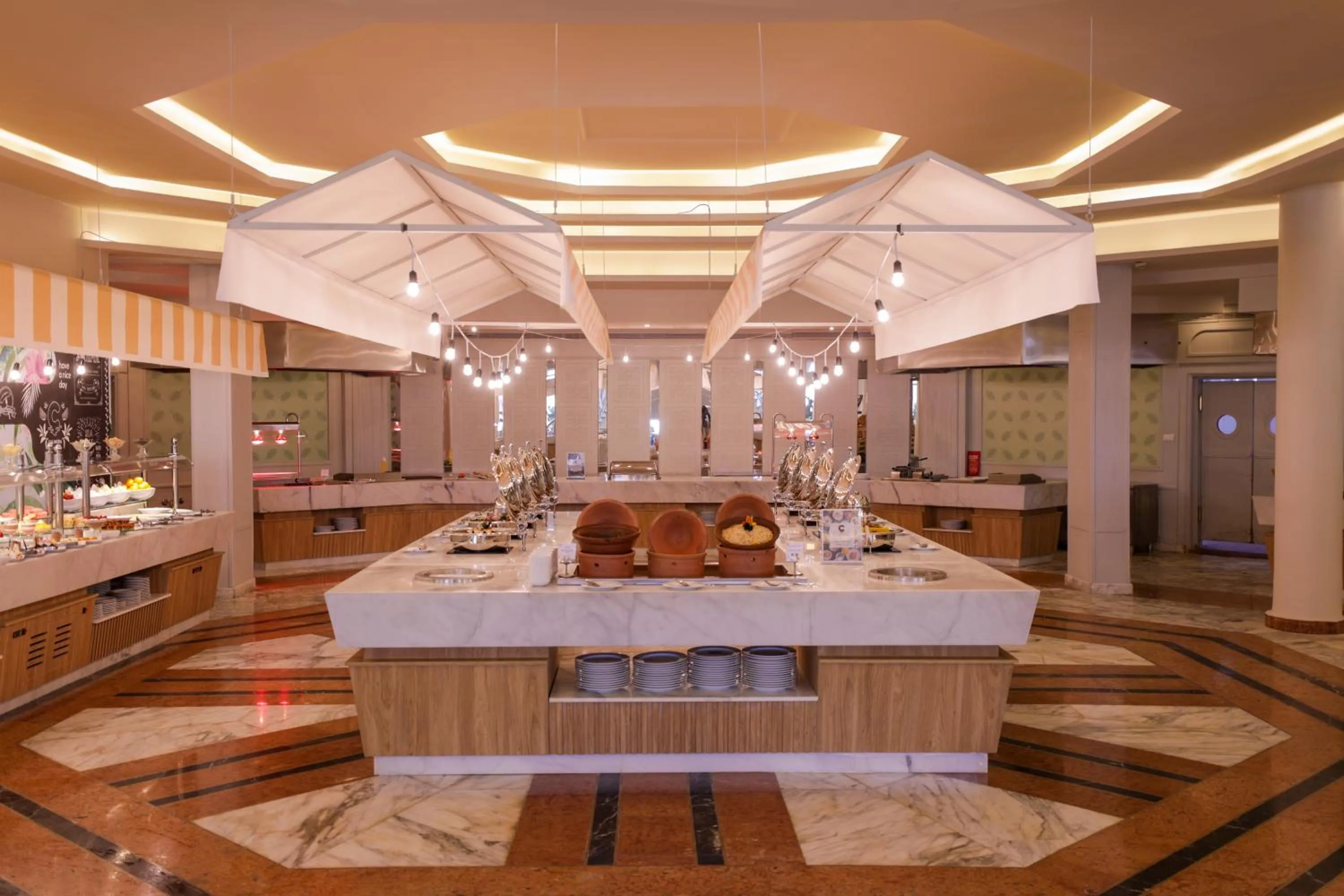 Restaurant/places to eat in Calimera Blend Paradise