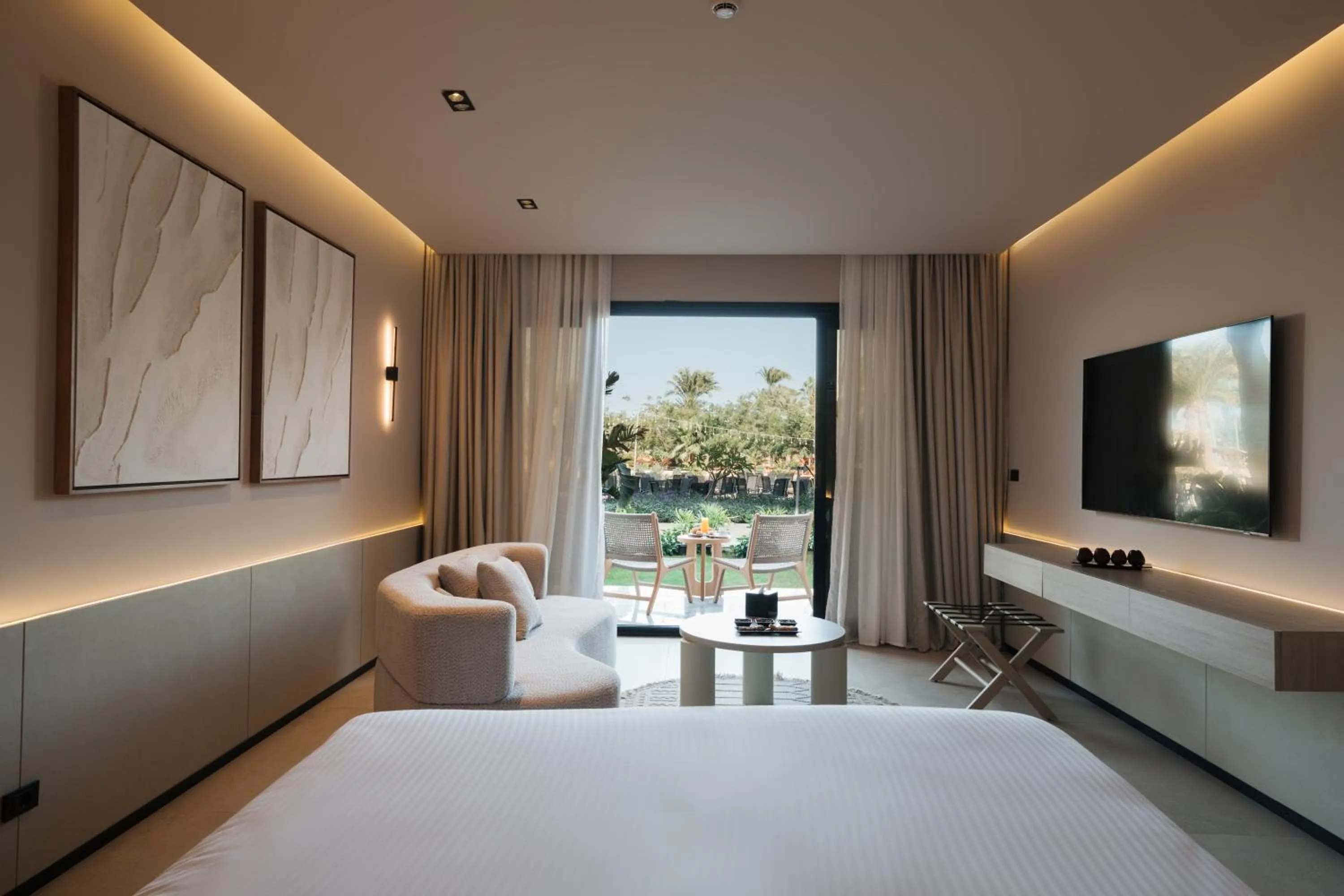 Bedroom, Bed in Calimera Blend Paradise