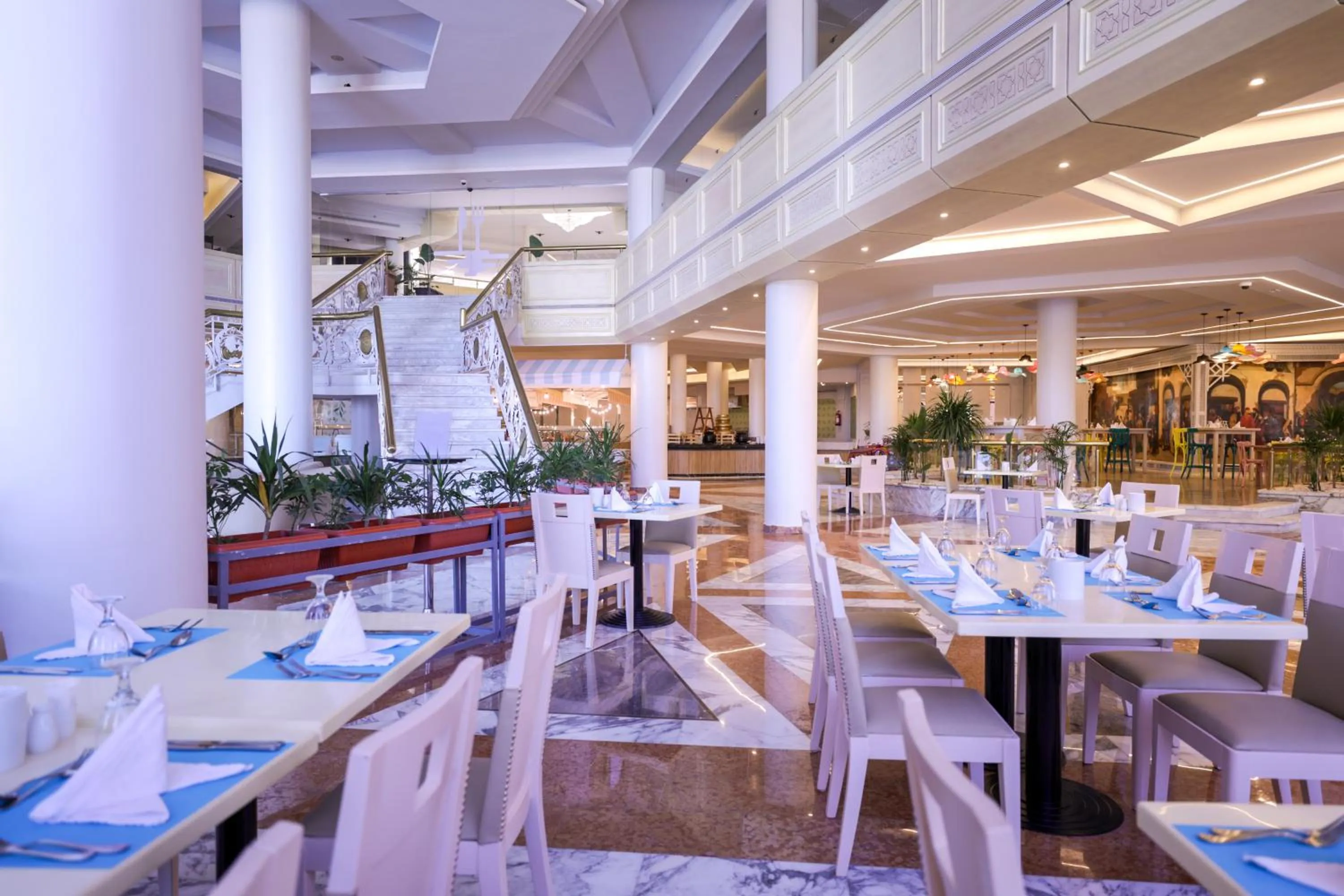 Restaurant/places to eat in Calimera Blend Paradise