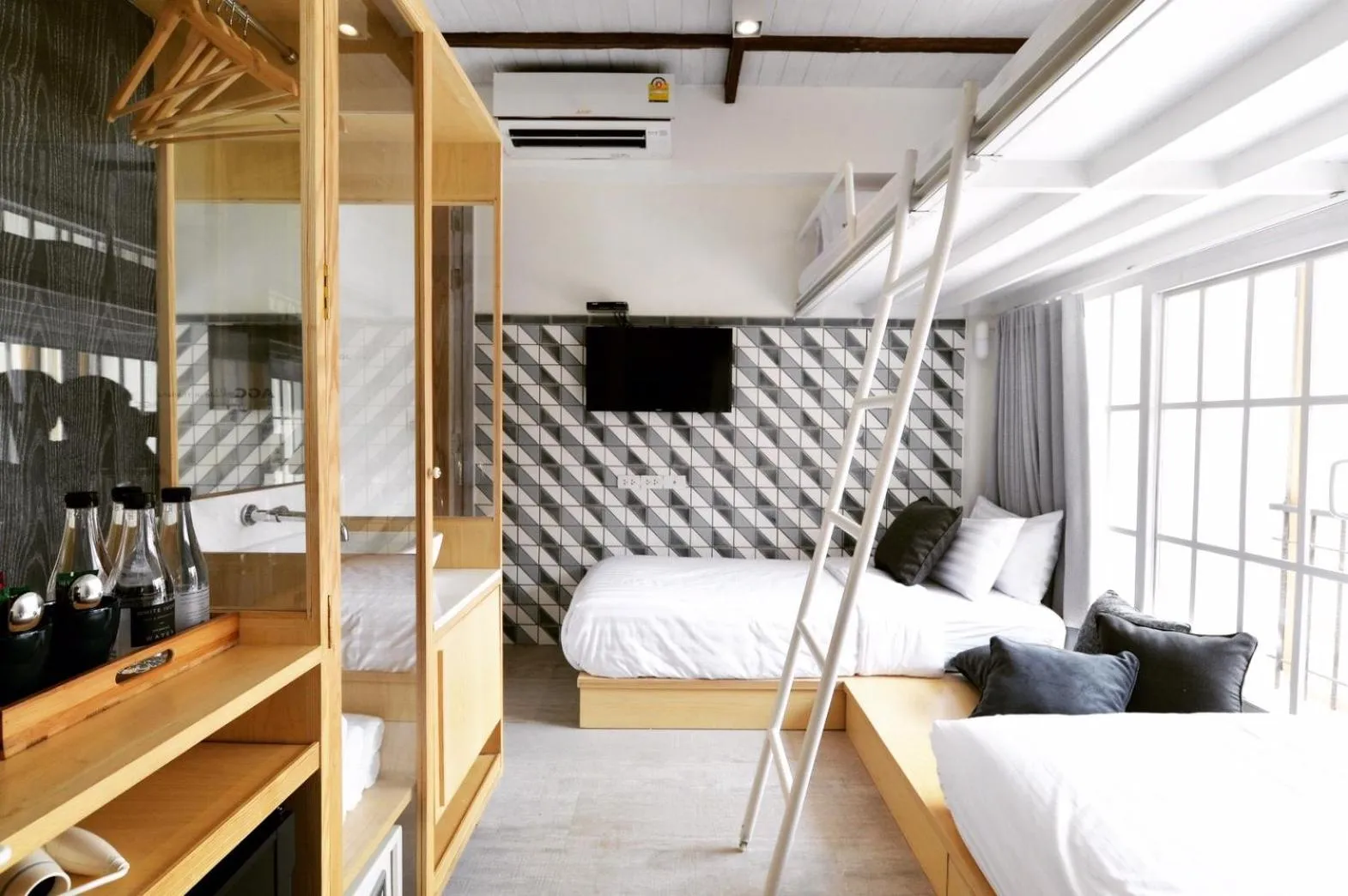 TV and multimedia, Bed in The Pattern Boutique Hotel