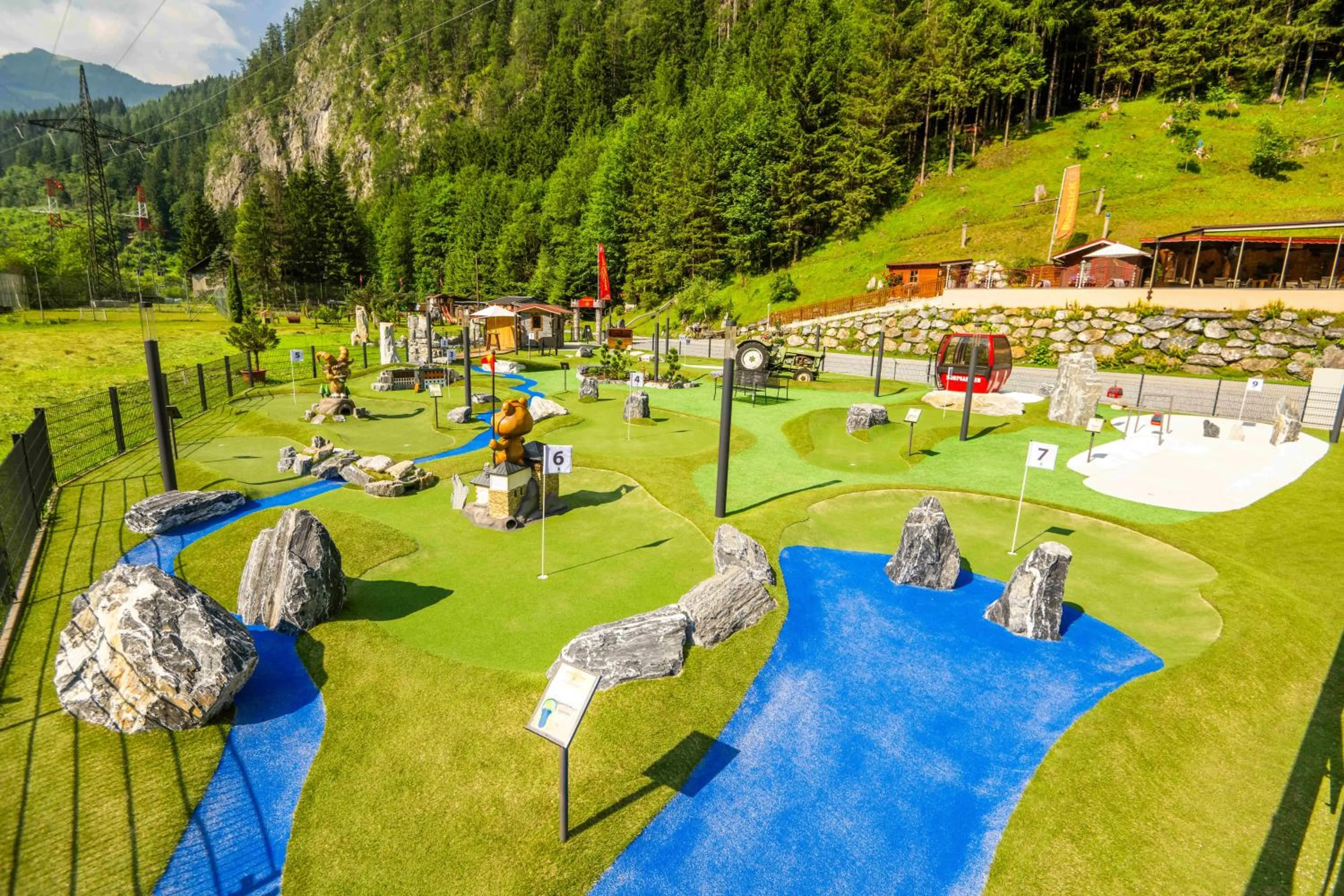 Minigolf in Hotel-Restaurant Burgblick