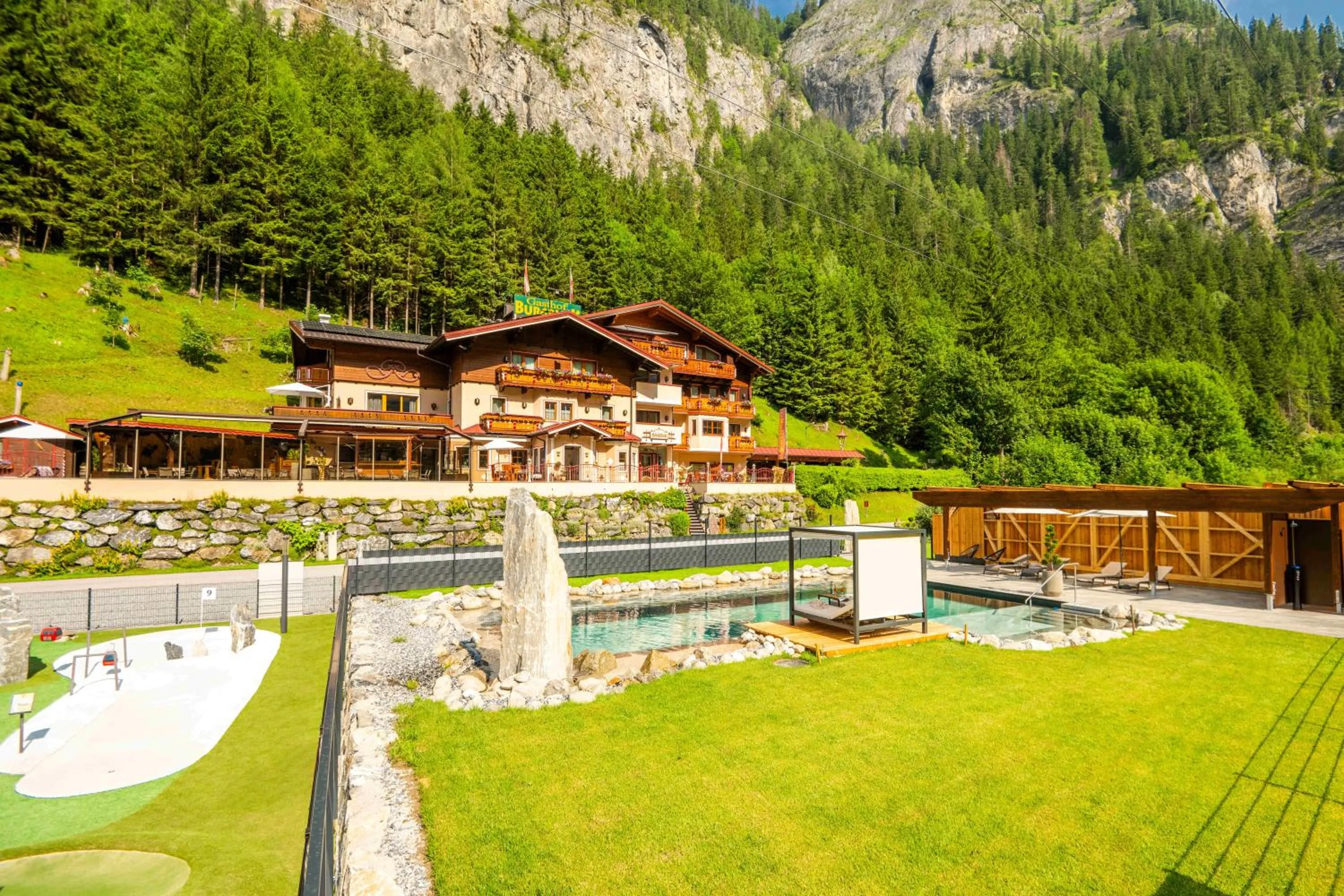 Property building in Hotel-Restaurant Burgblick