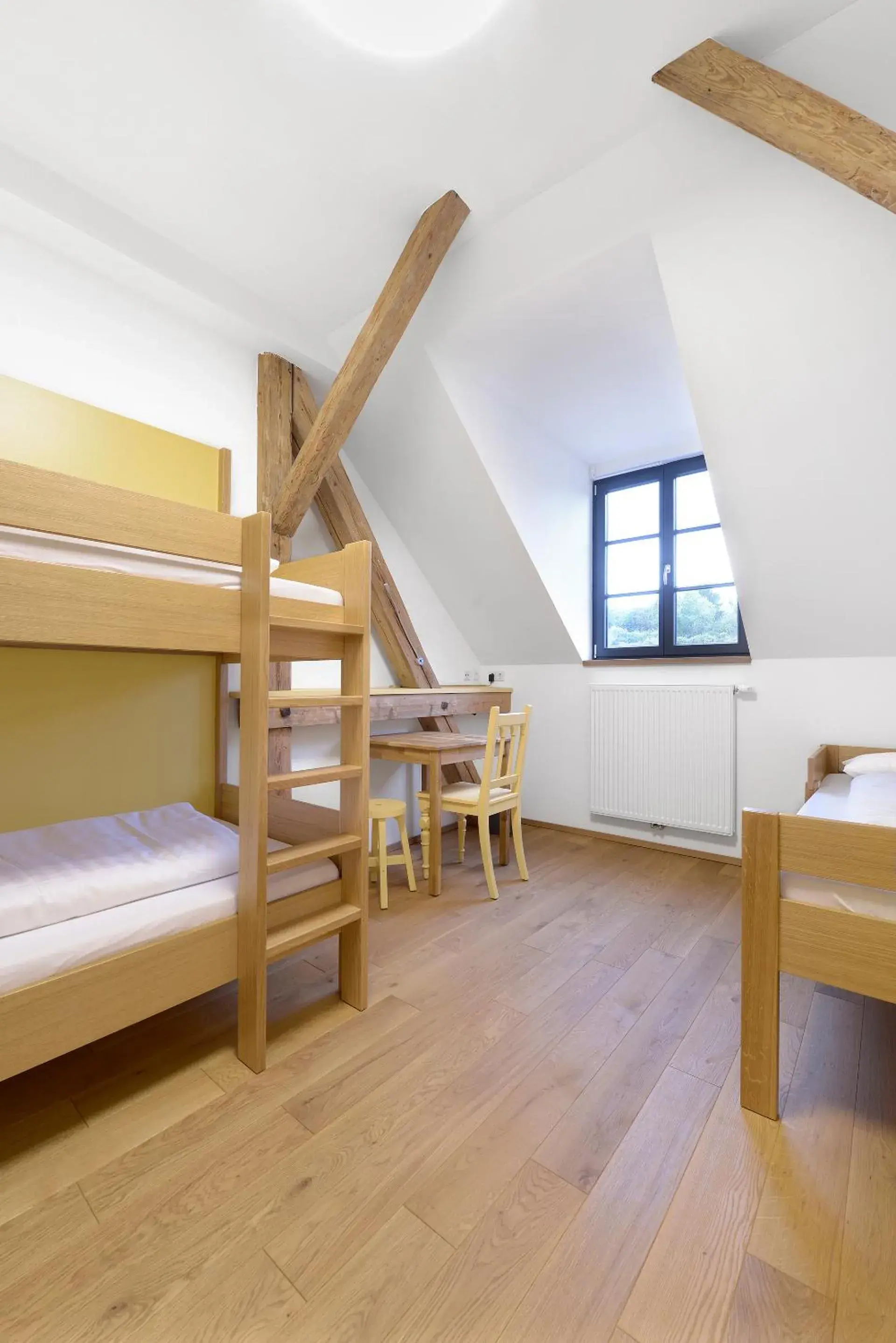 Triple Room with Bathroom - single occupancy in Herberge Hof Armada Triple Room with Bathroom - single occupancy in Herberge Hof Armada