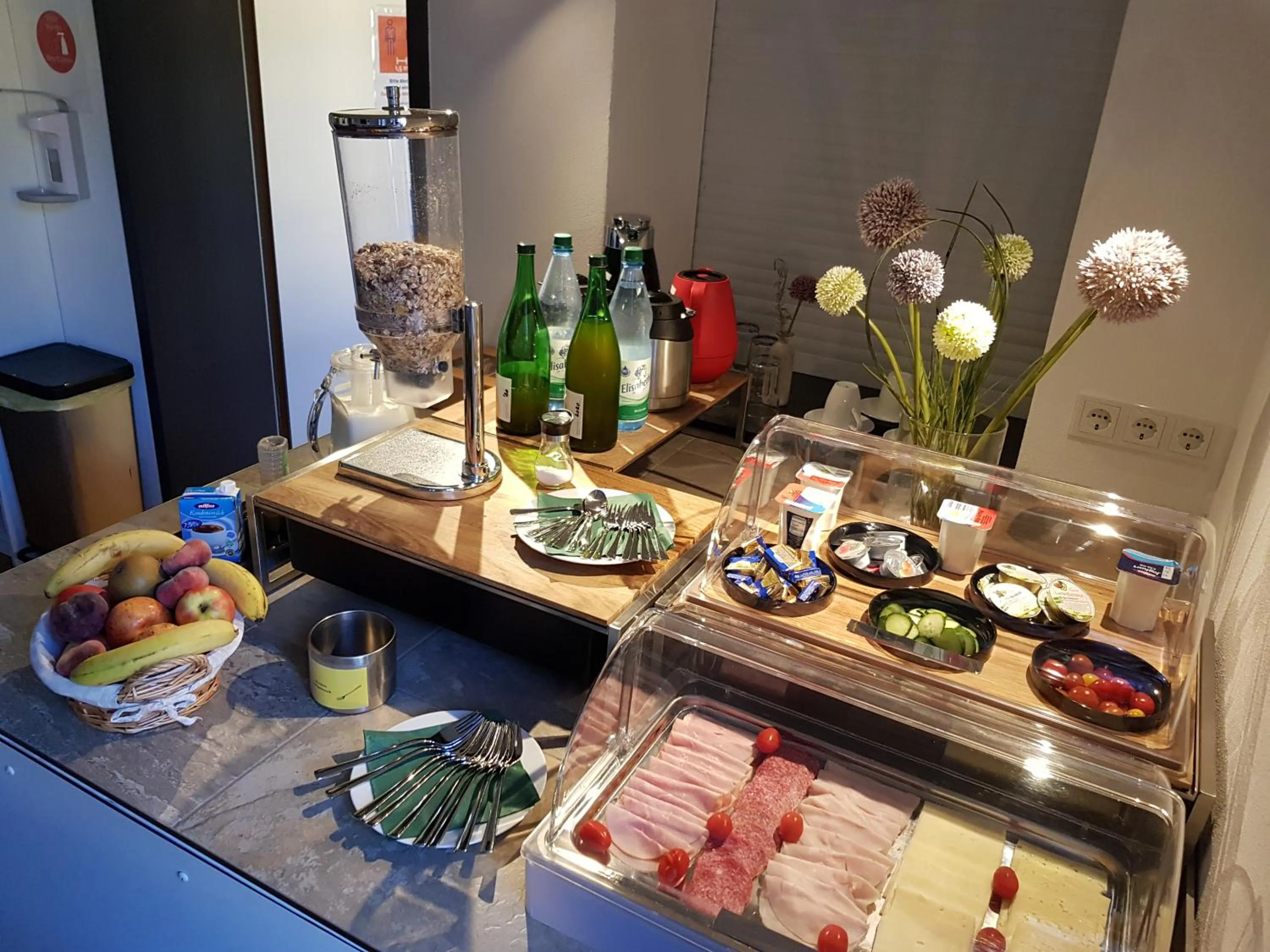 Breakfast in Herberge Hof Armada