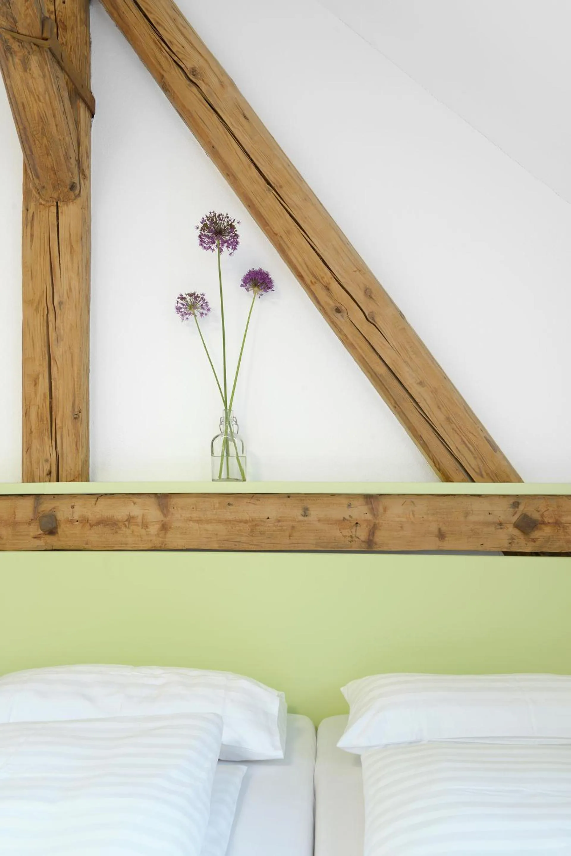 Photo of the whole room, Bed in Herberge Hof Armada