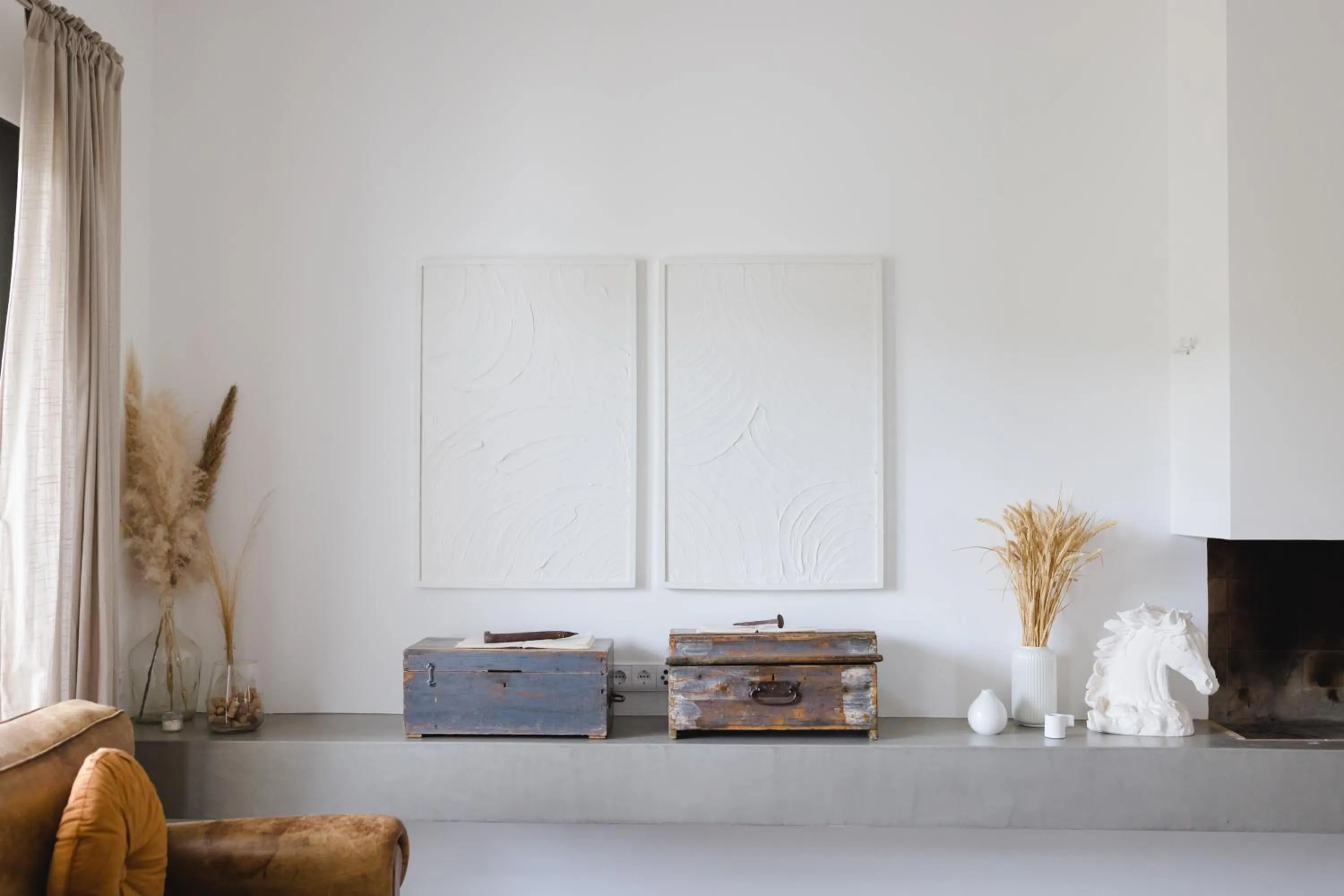 Communal lounge/ TV room in CAMBEIROS - Guest House