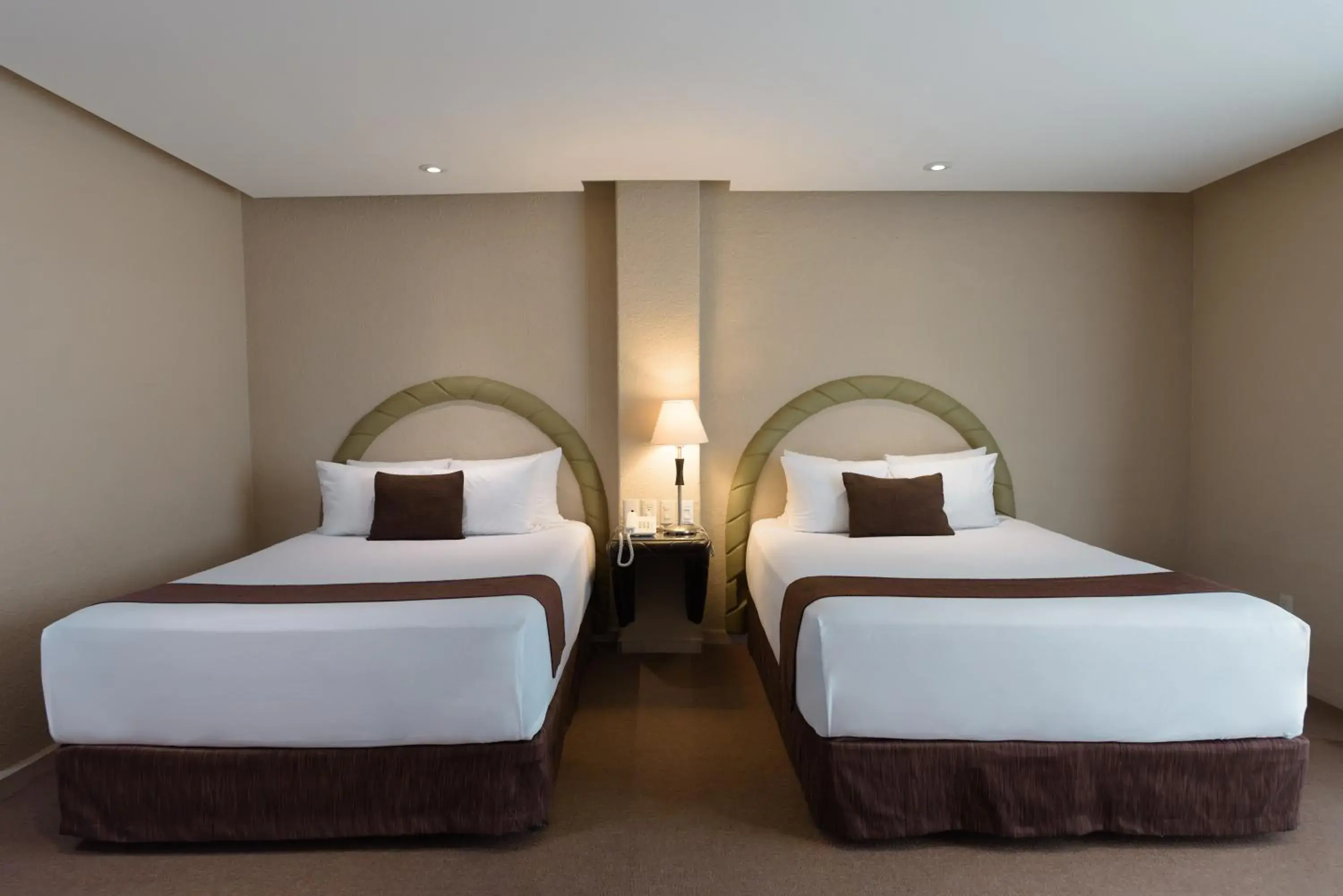 Prime Suite, 2 Double in Gamma Cuernavaca Puerta Paraiso Prime Suite, 2 Double in Gamma Cuernavaca Puerta Paraiso