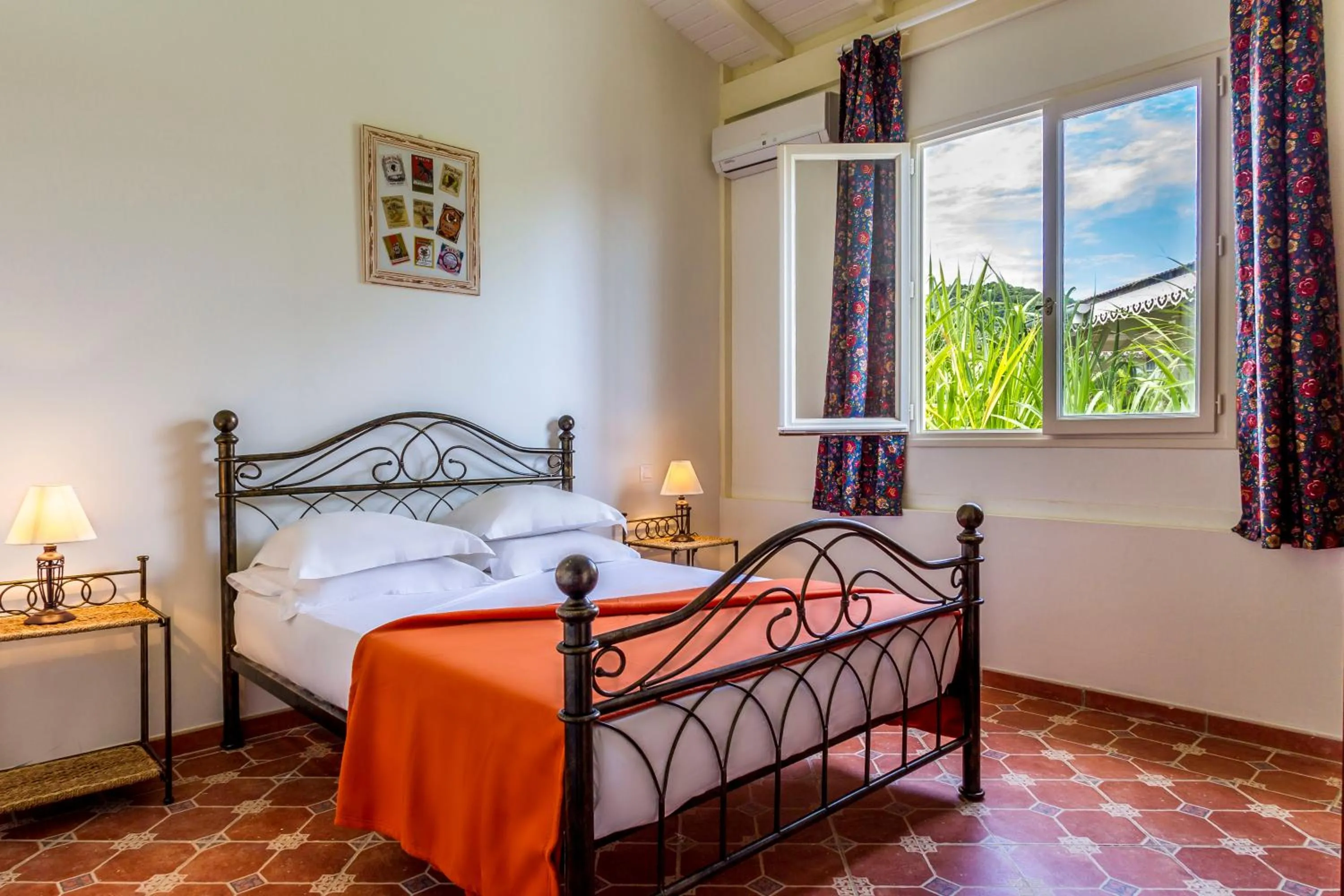 Bed in Le Domaine Saint Aubin