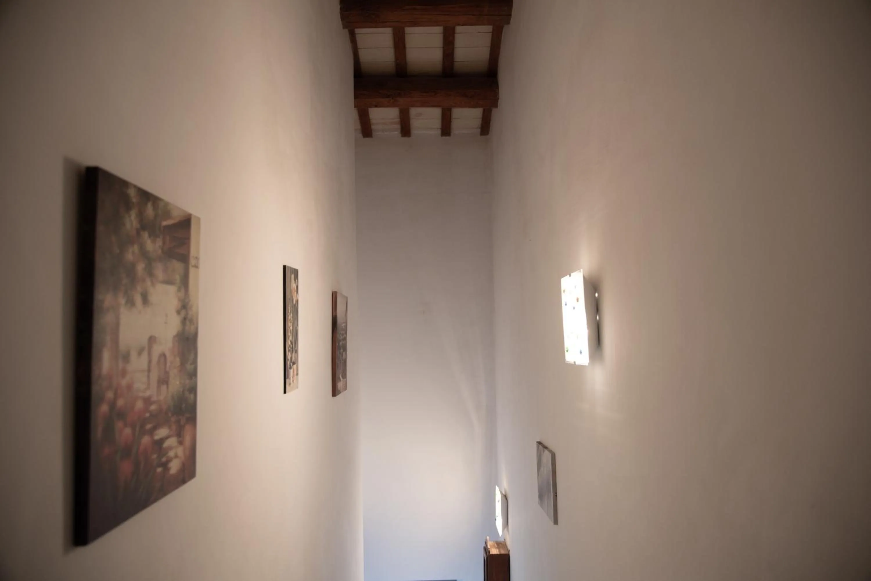 Decorative detail in La Casa Nel Bosco