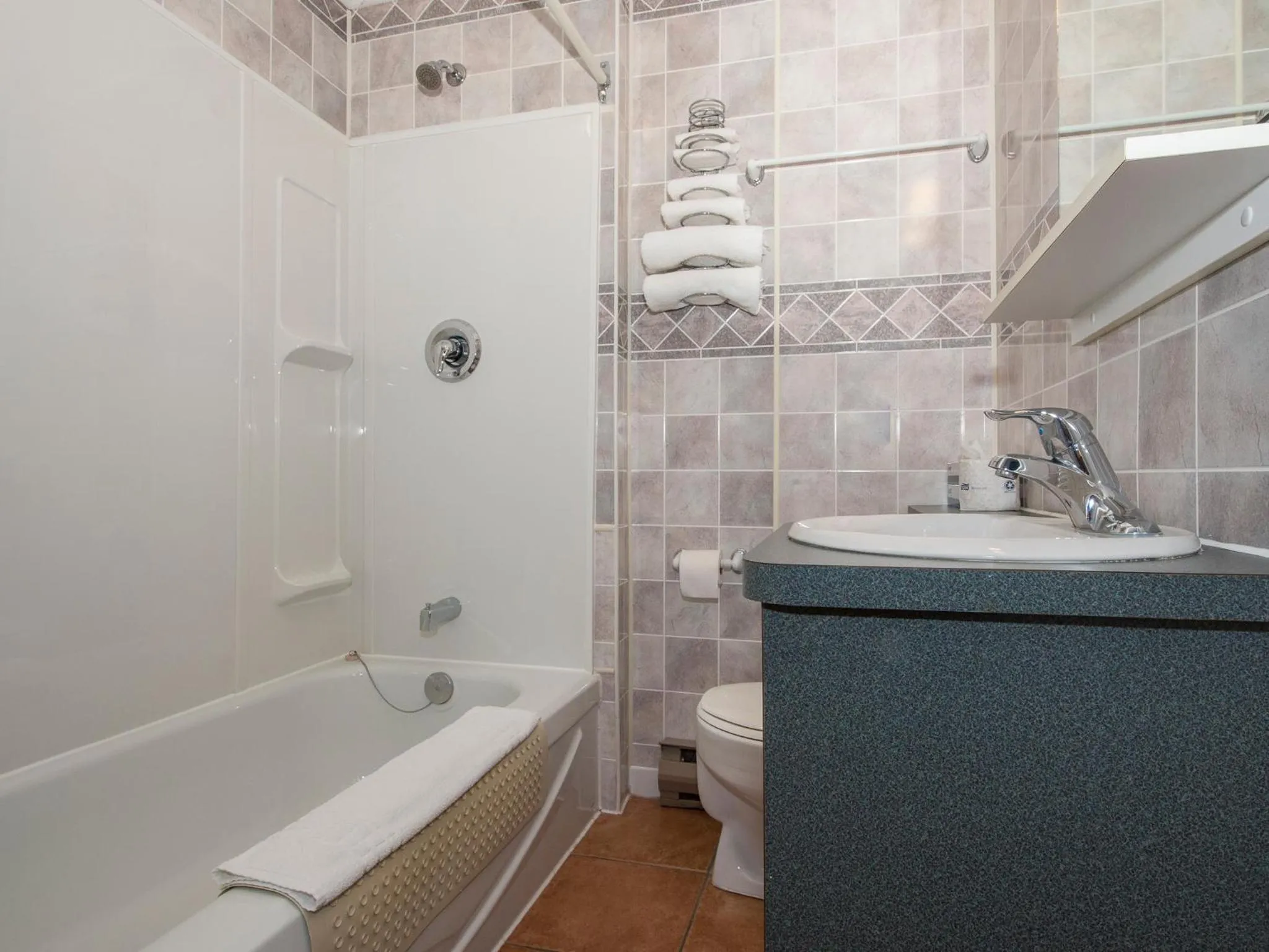 Bathroom in Au Pic de l'Aurore Motel-Chalets