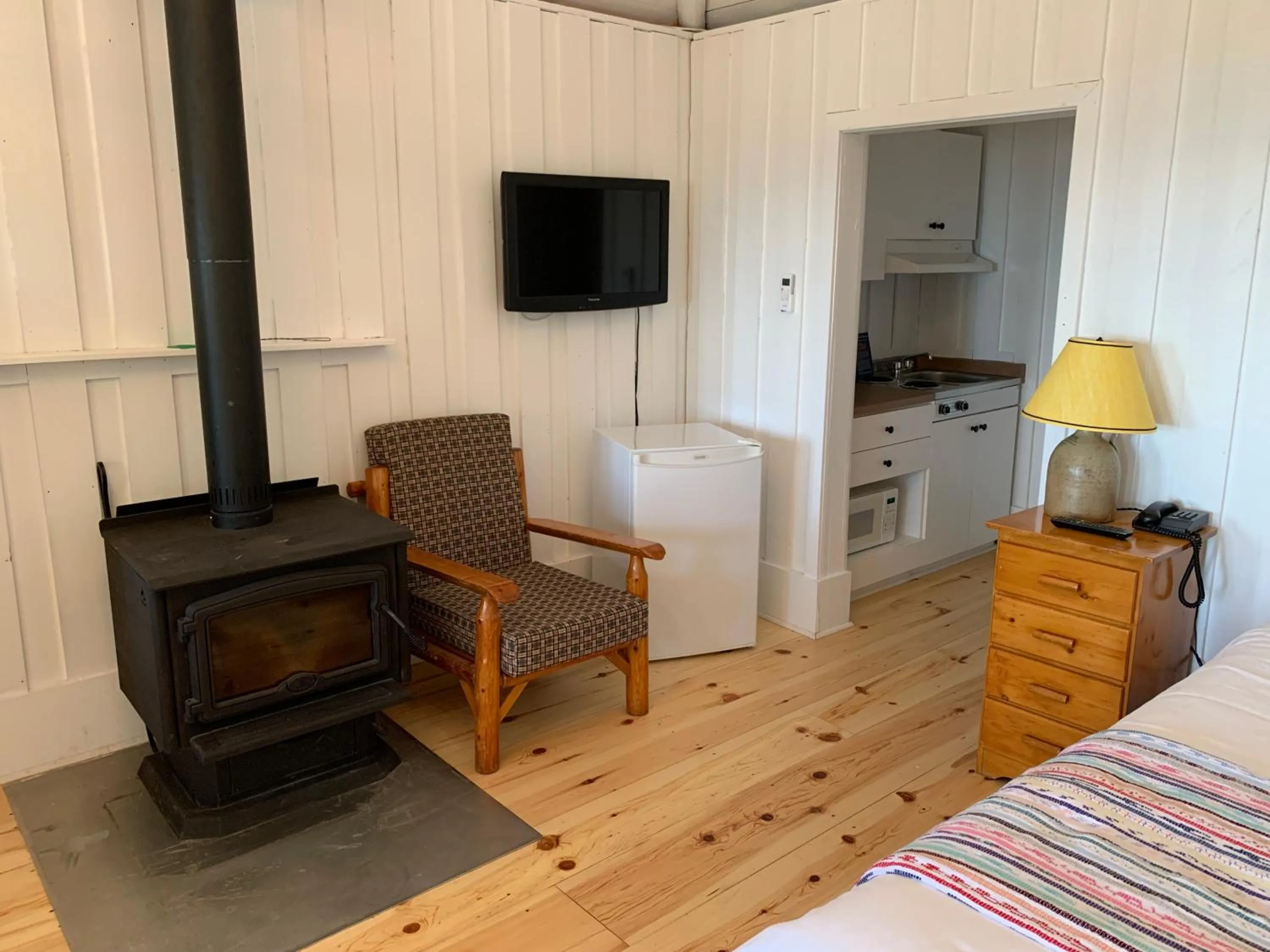 TV and multimedia, Bed in Au Pic de l'Aurore Motel-Chalets