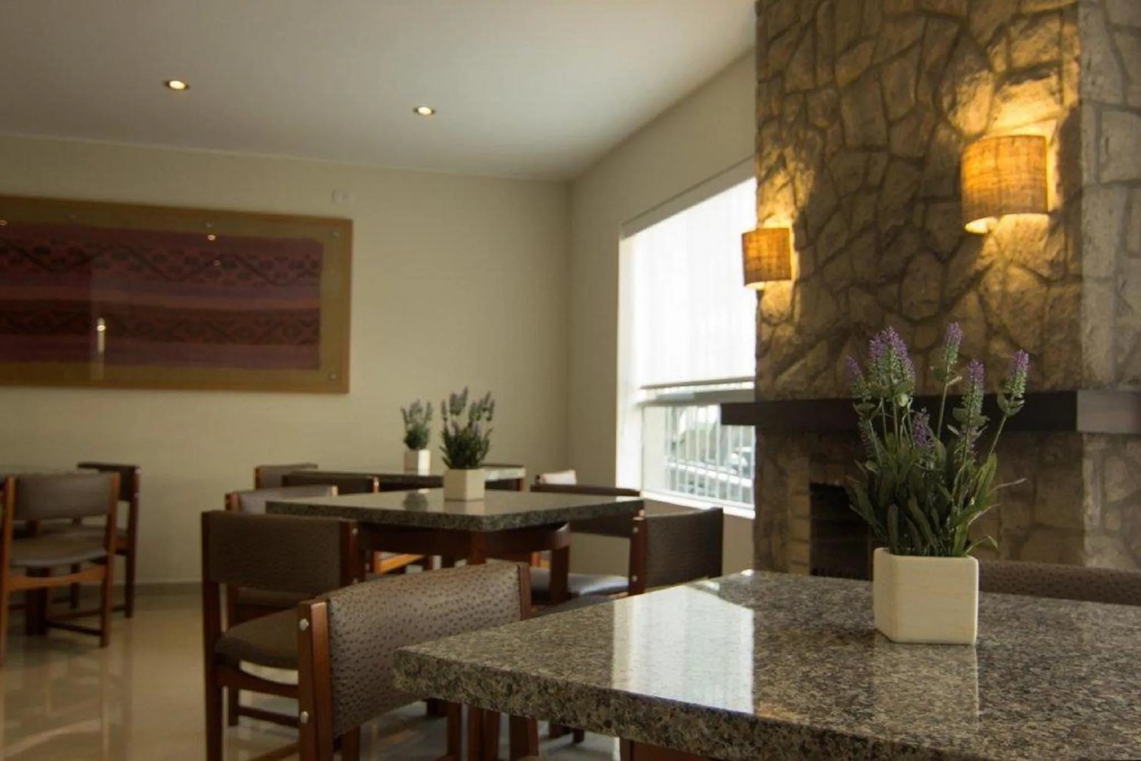 Restaurant/places to eat in Tambo Dos de Mayo