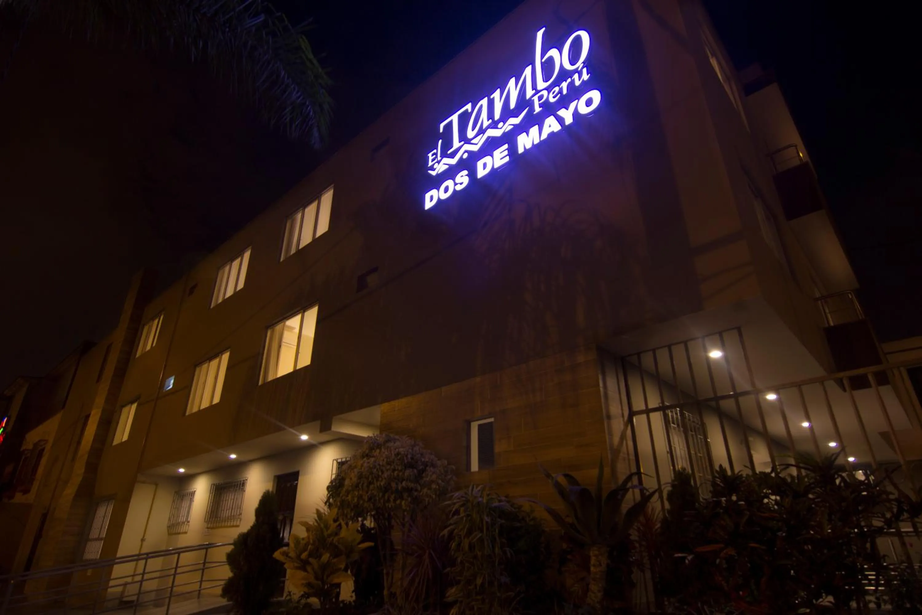 Property building in Tambo Dos de Mayo