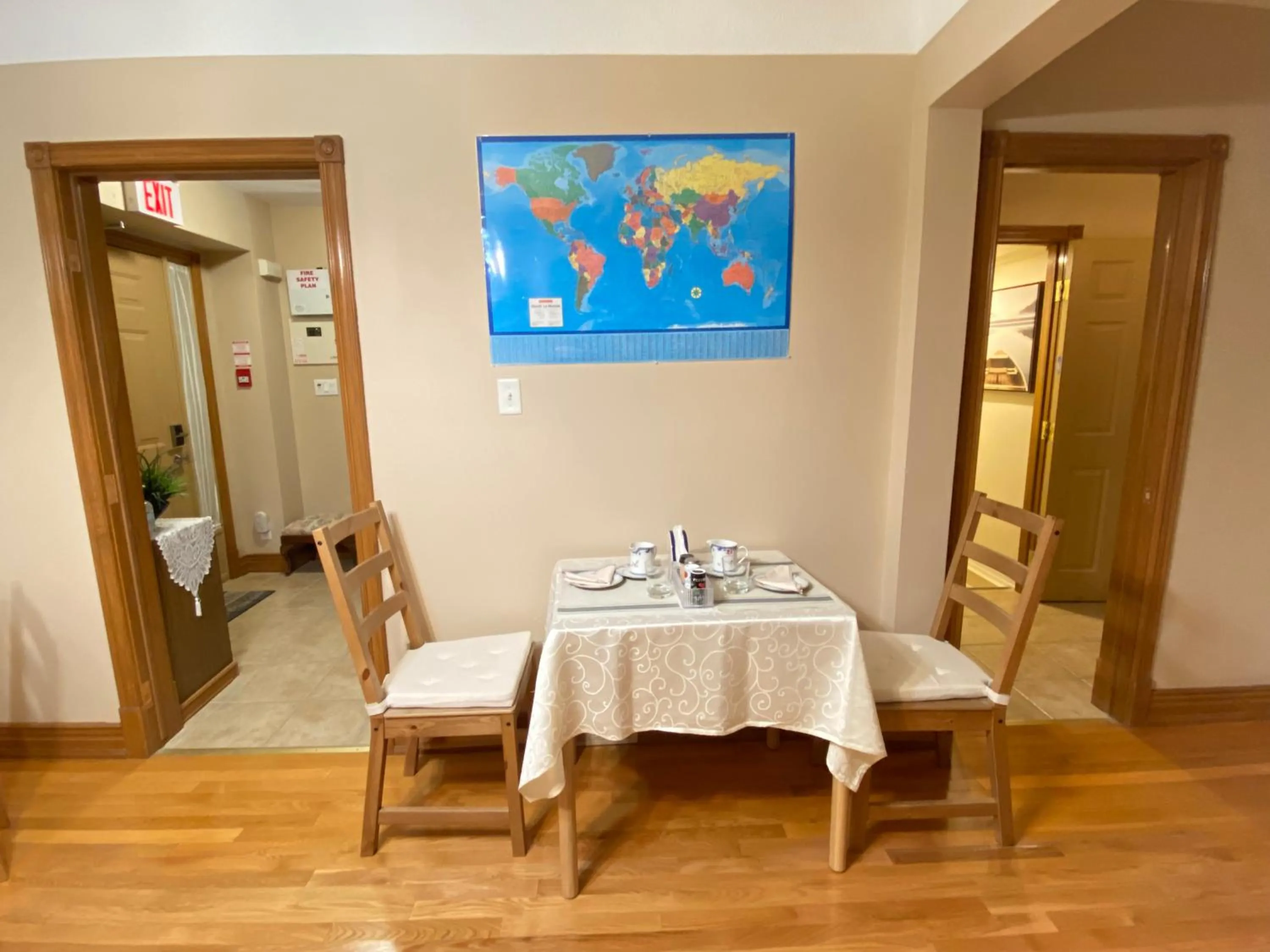 Restaurant/places to eat in Anna's Bed & Breakfast