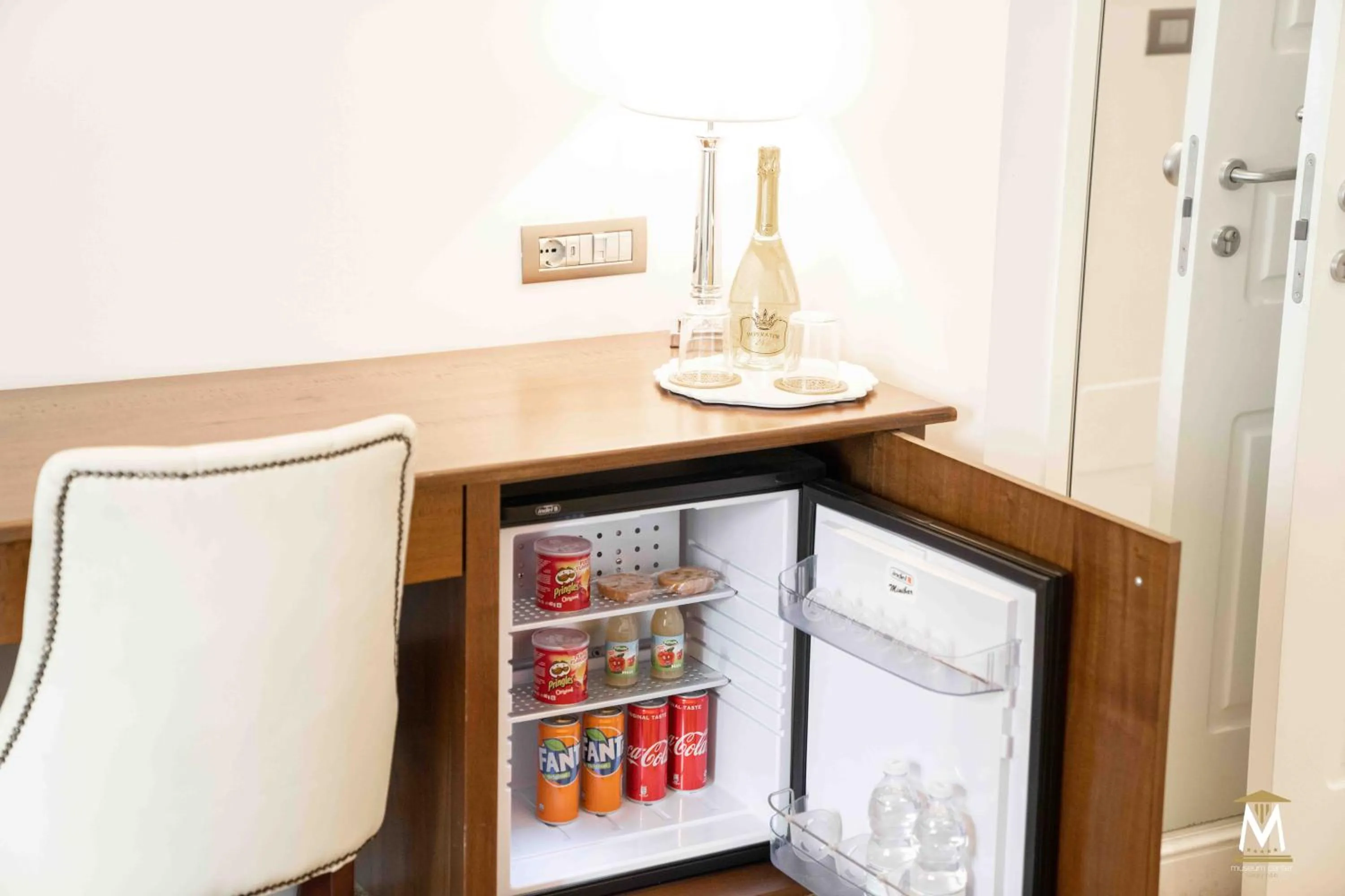 Bed in Museum Center Luxury