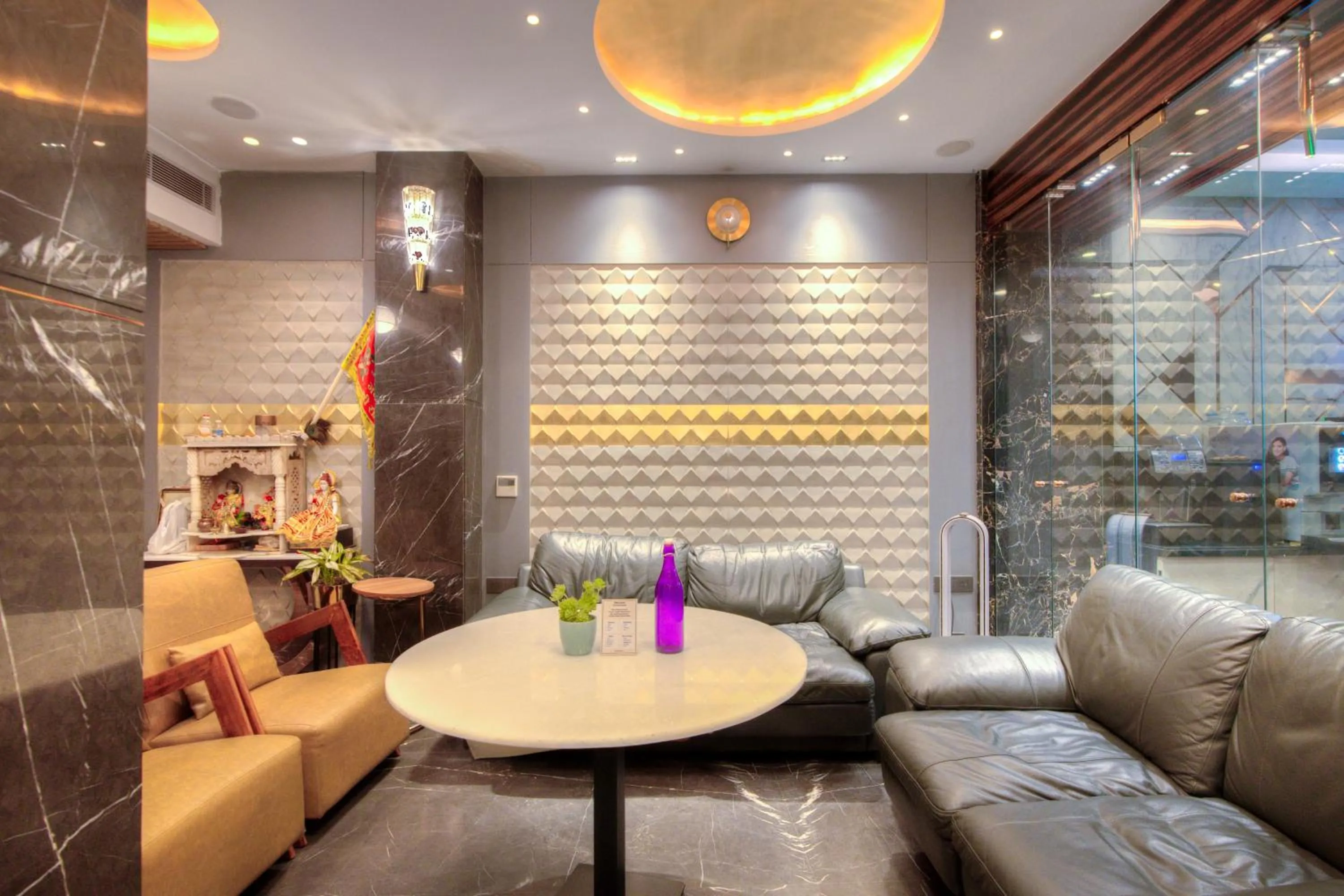 Living room in THE SINGH EMPIRE,New Delhi City Centre