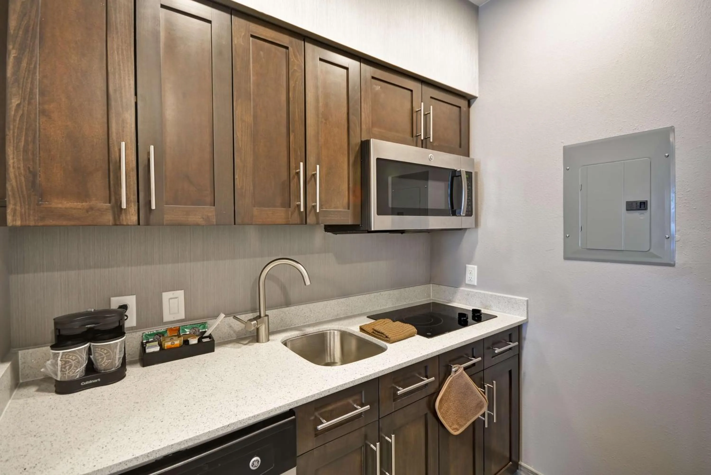 Bedroom in Homewood Suites by Hilton Conroe