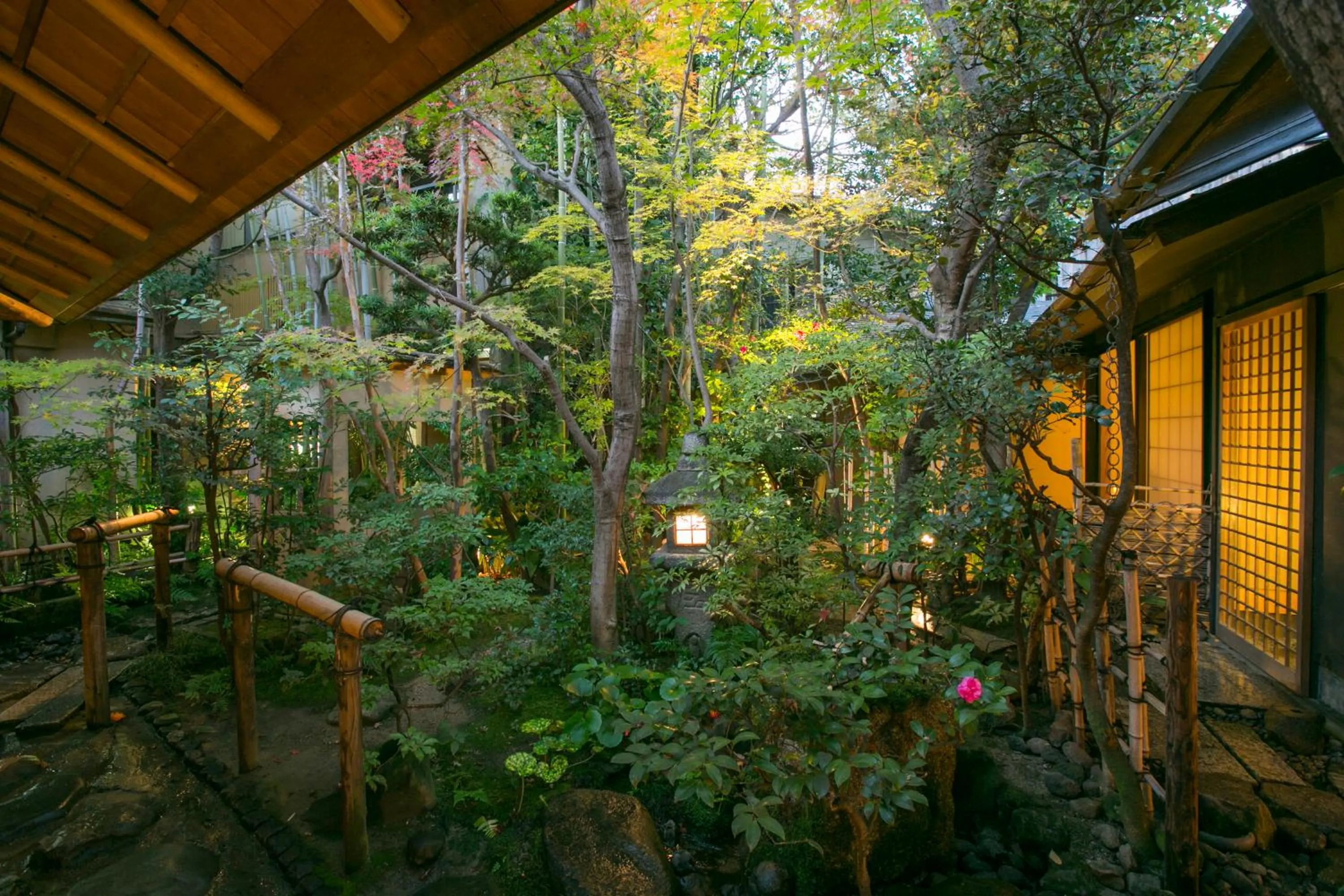 Garden in Gion Yoshiima