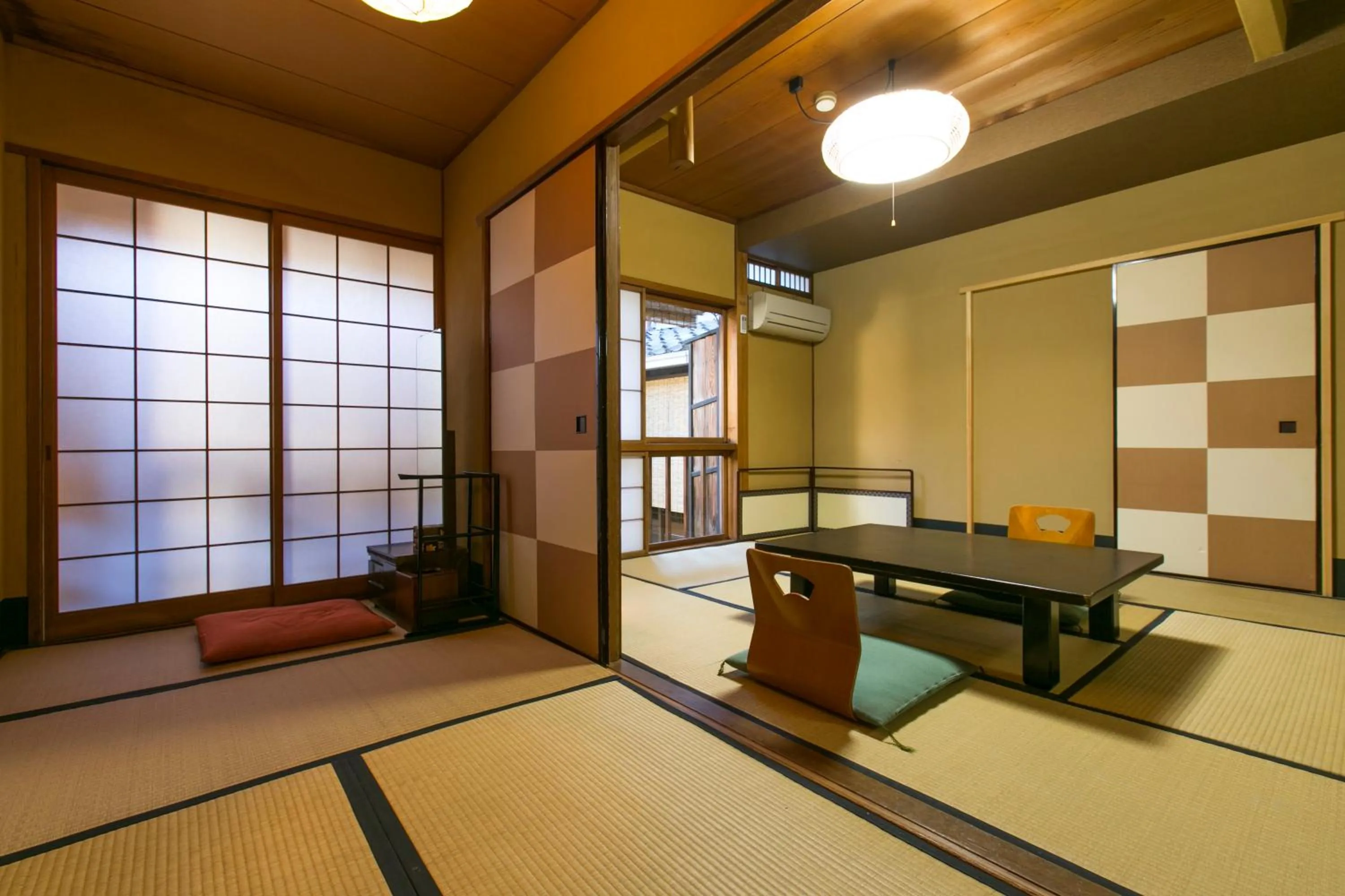 Photo of the whole room, Bed in Gion Yoshiima