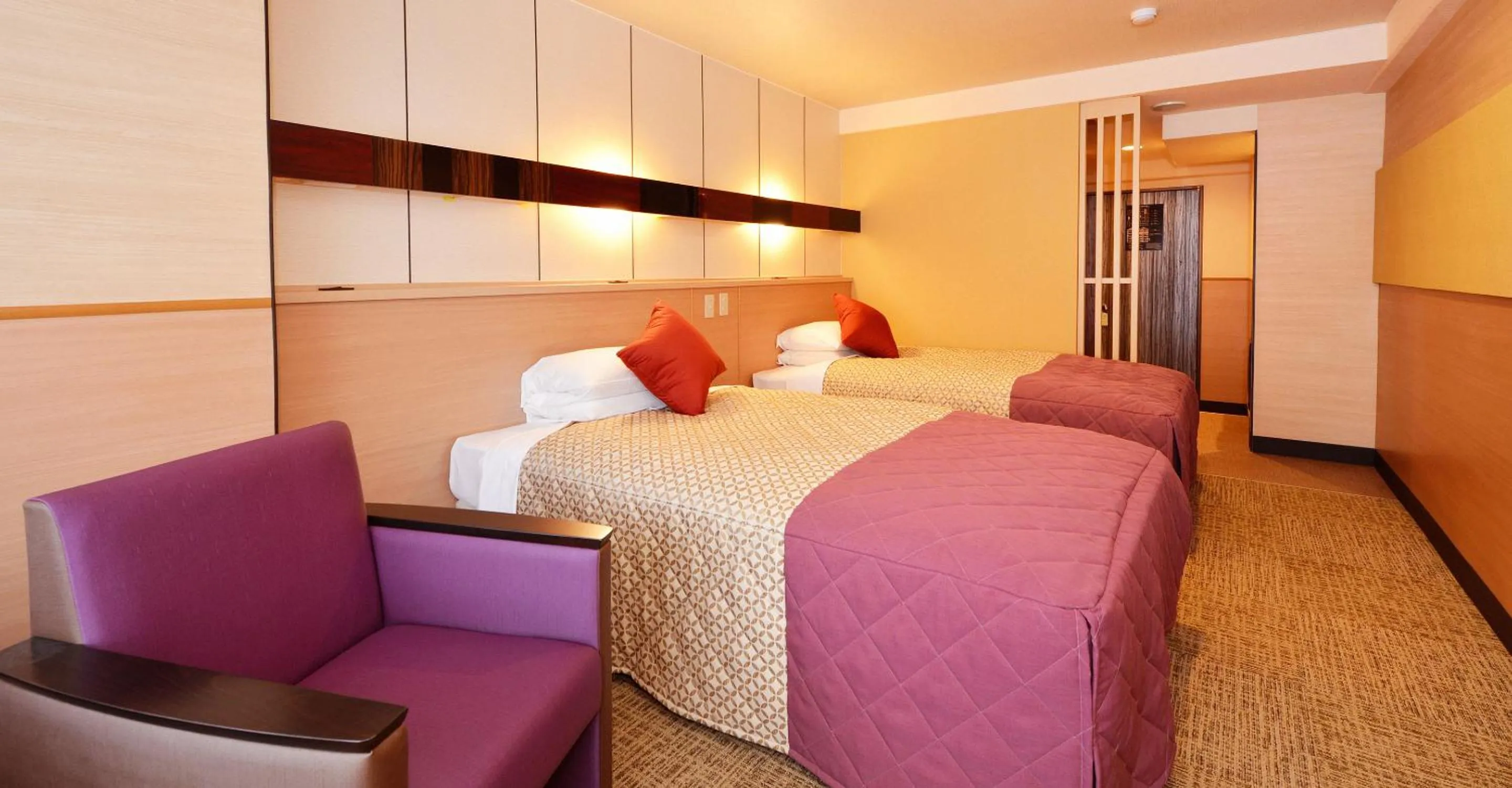 Photo of the whole room, Bed in Heian No Mori Kyoto