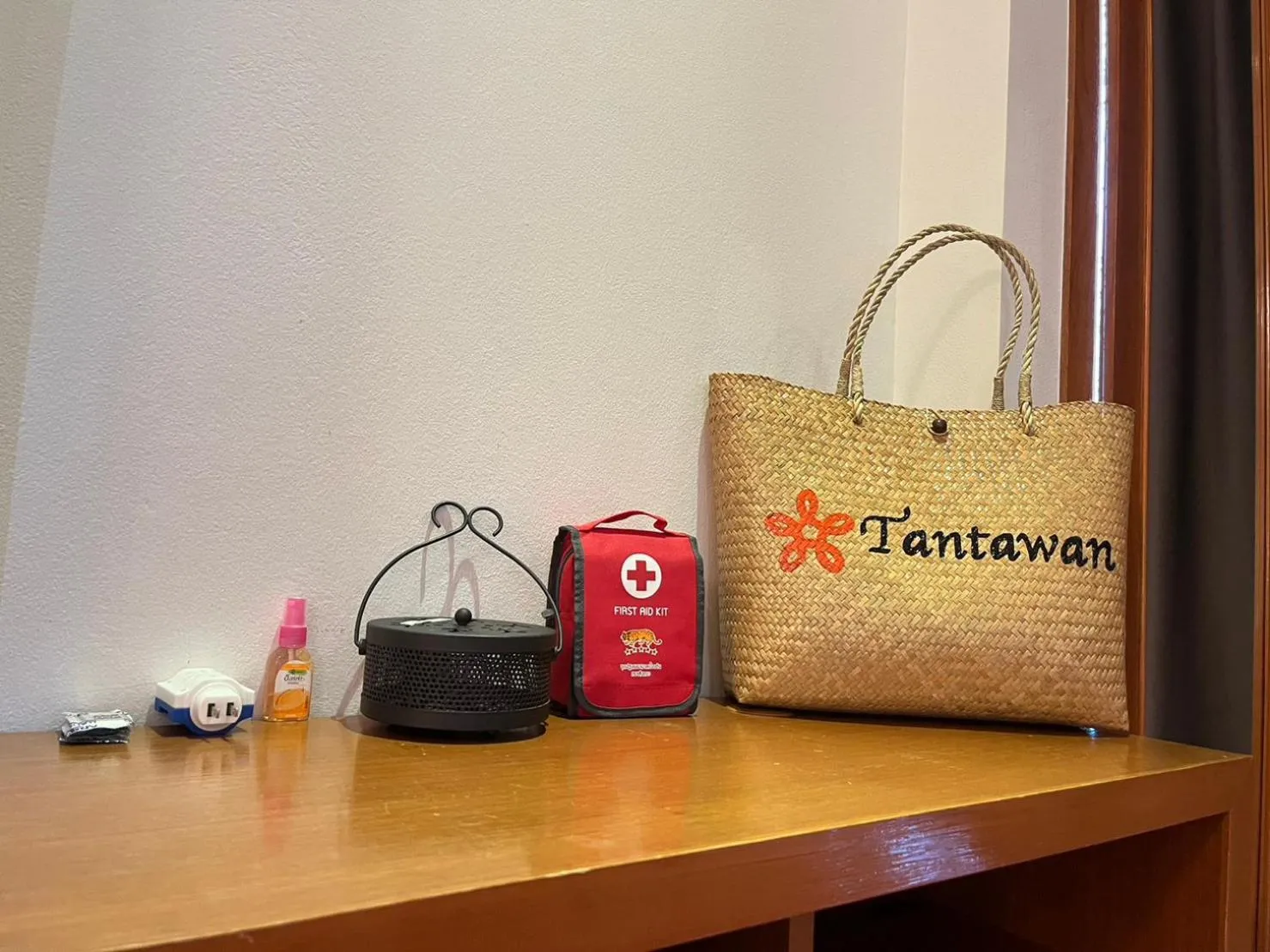 Guests in Villa Tantawan Resort - Private Pool Villas