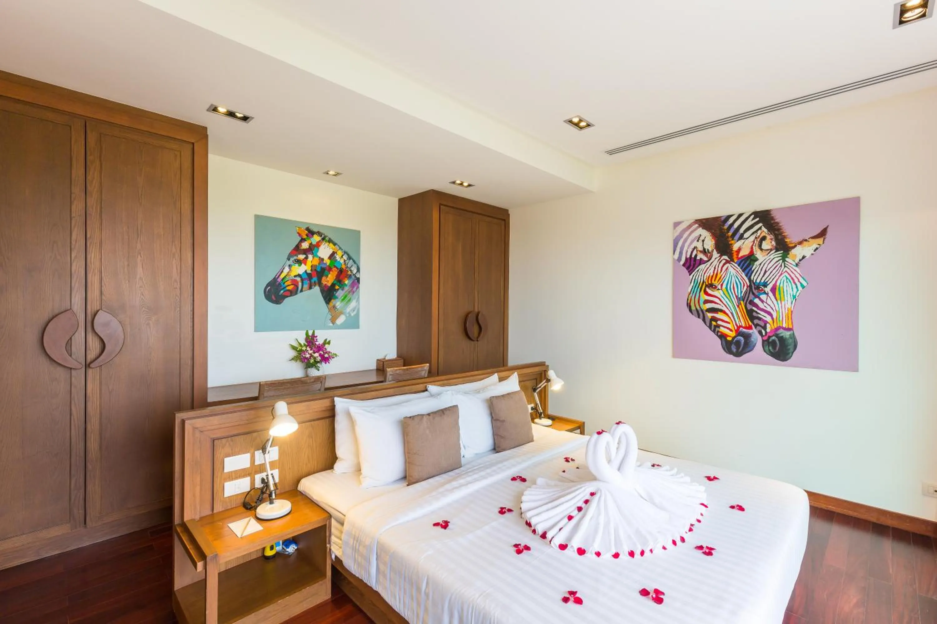 Bedroom, Bed in Villa Tantawan Resort - Private Pool Villas