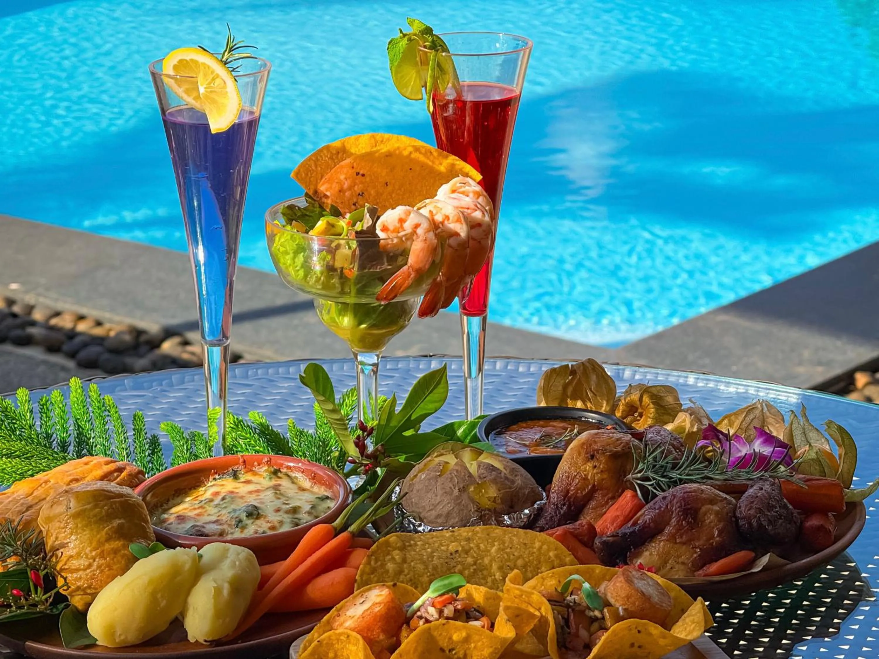 Patio in Villa Tantawan Resort - Private Pool Villas