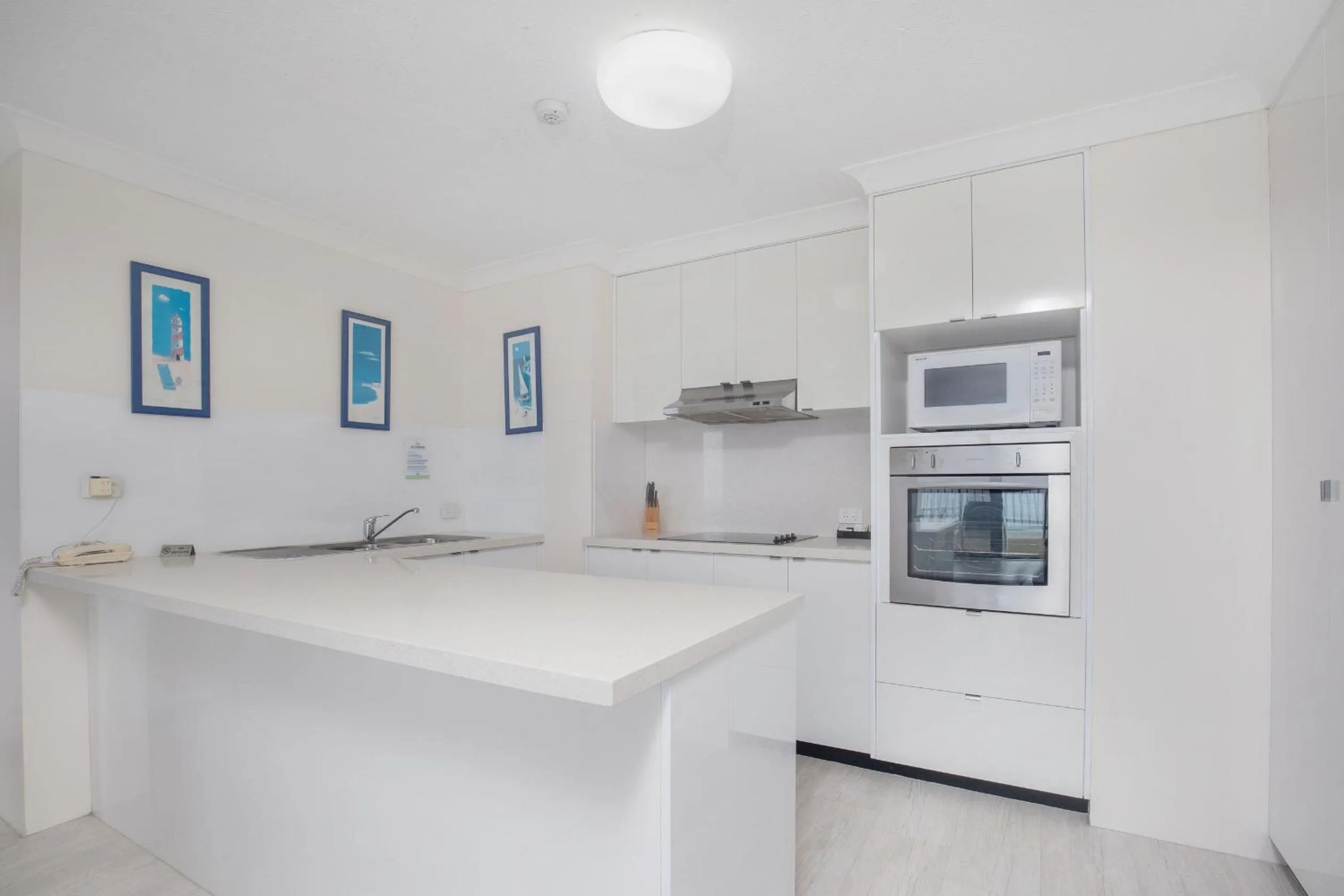 Kitchen or kitchenette in Pelican Sands Beach Resort