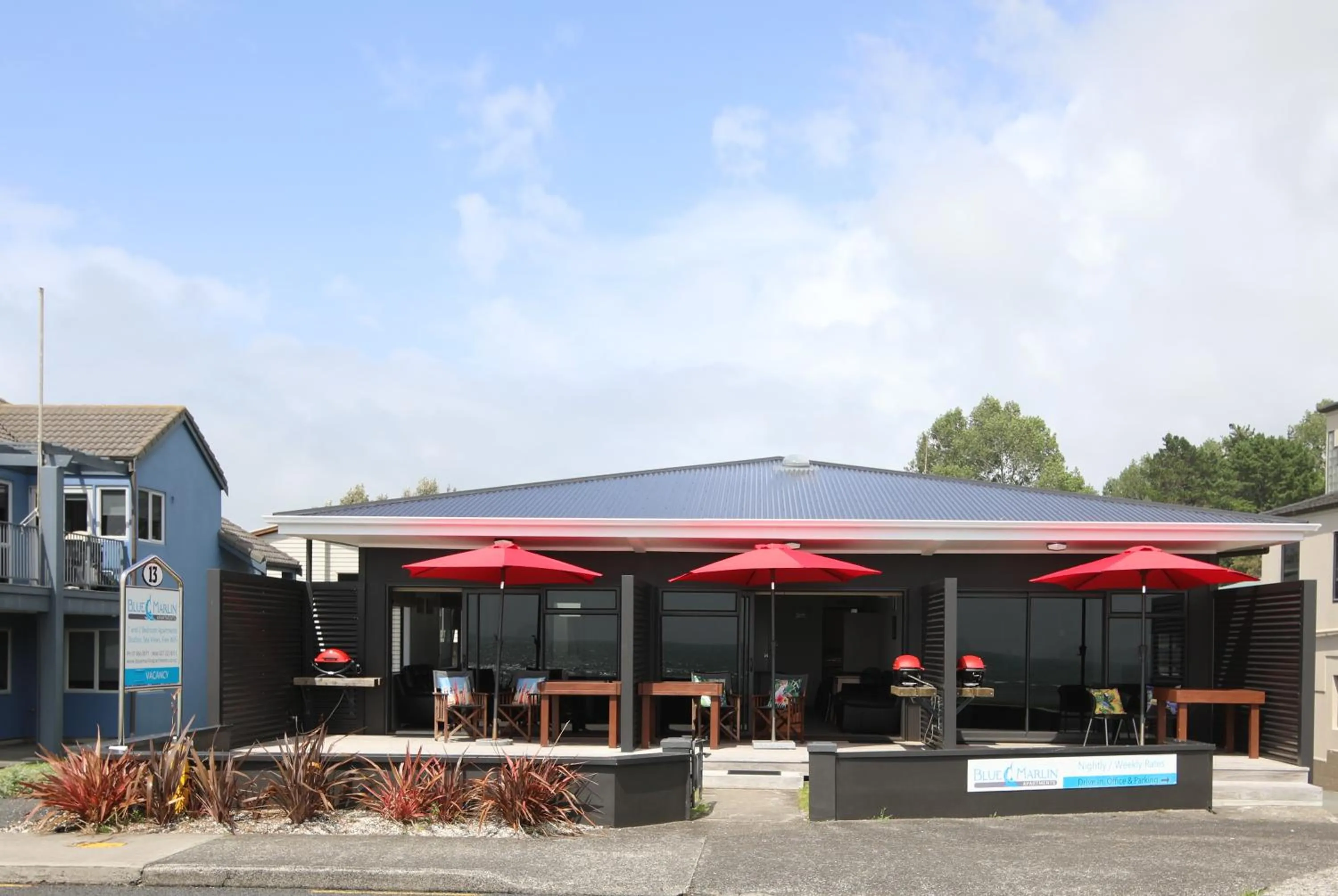 BBQ facilities in Blue Marlin Apartments