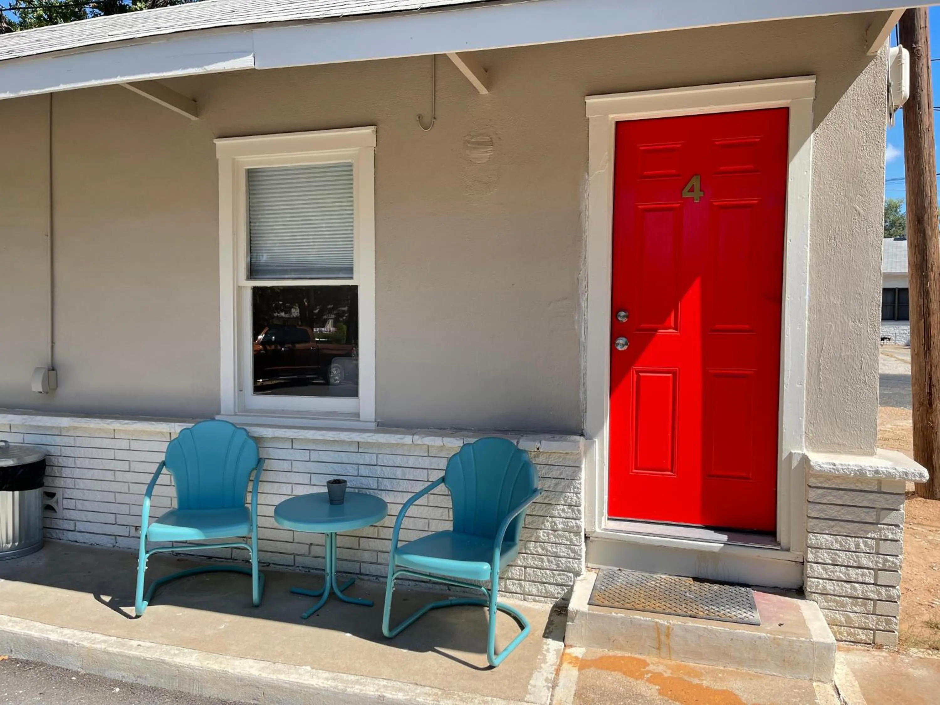 Property building in Frederick Motel