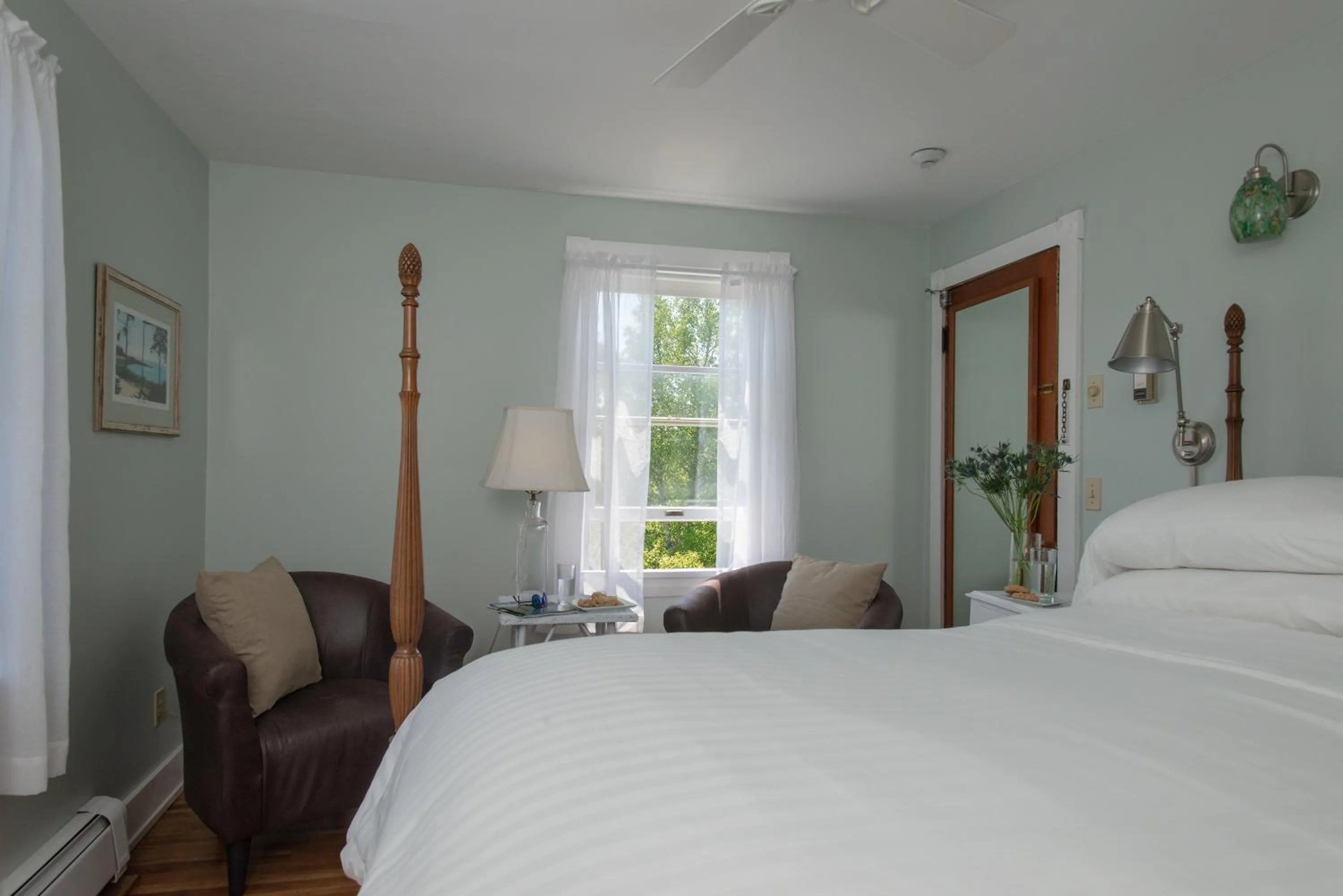 Photo of the whole room in The Bradley Inn