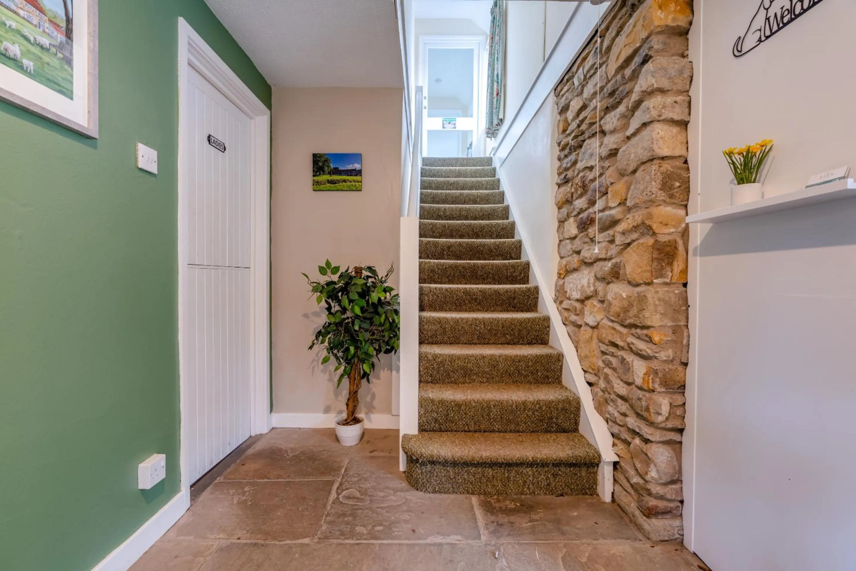 Lobby or reception in The Barn Guest House and Tearoom
