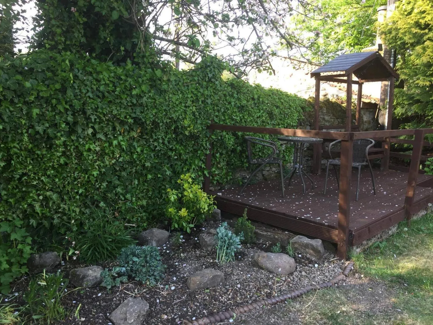 Garden in The Barn Guest House and Tearoom