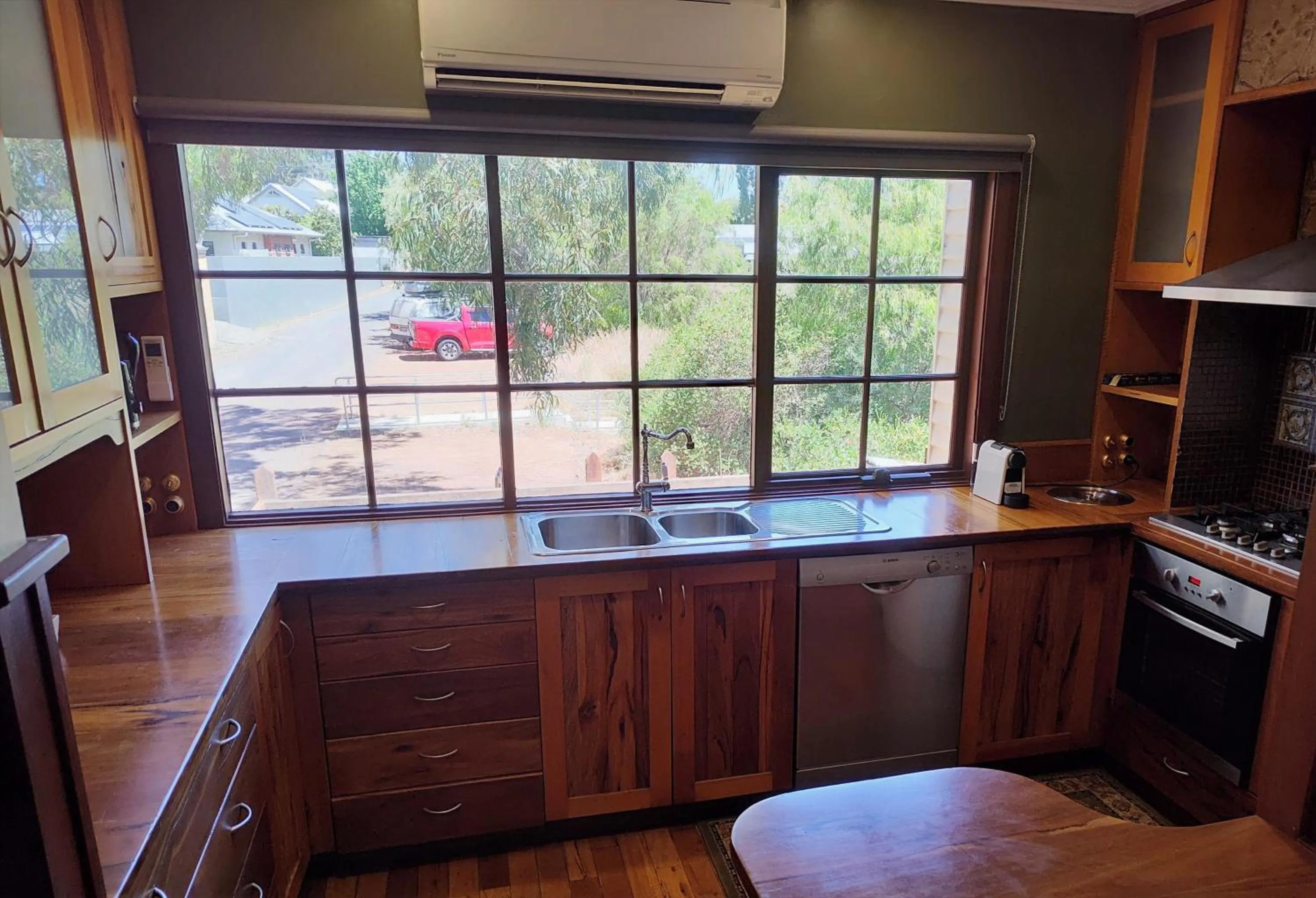 Kitchen or kitchenette in Bridgefield Guest House