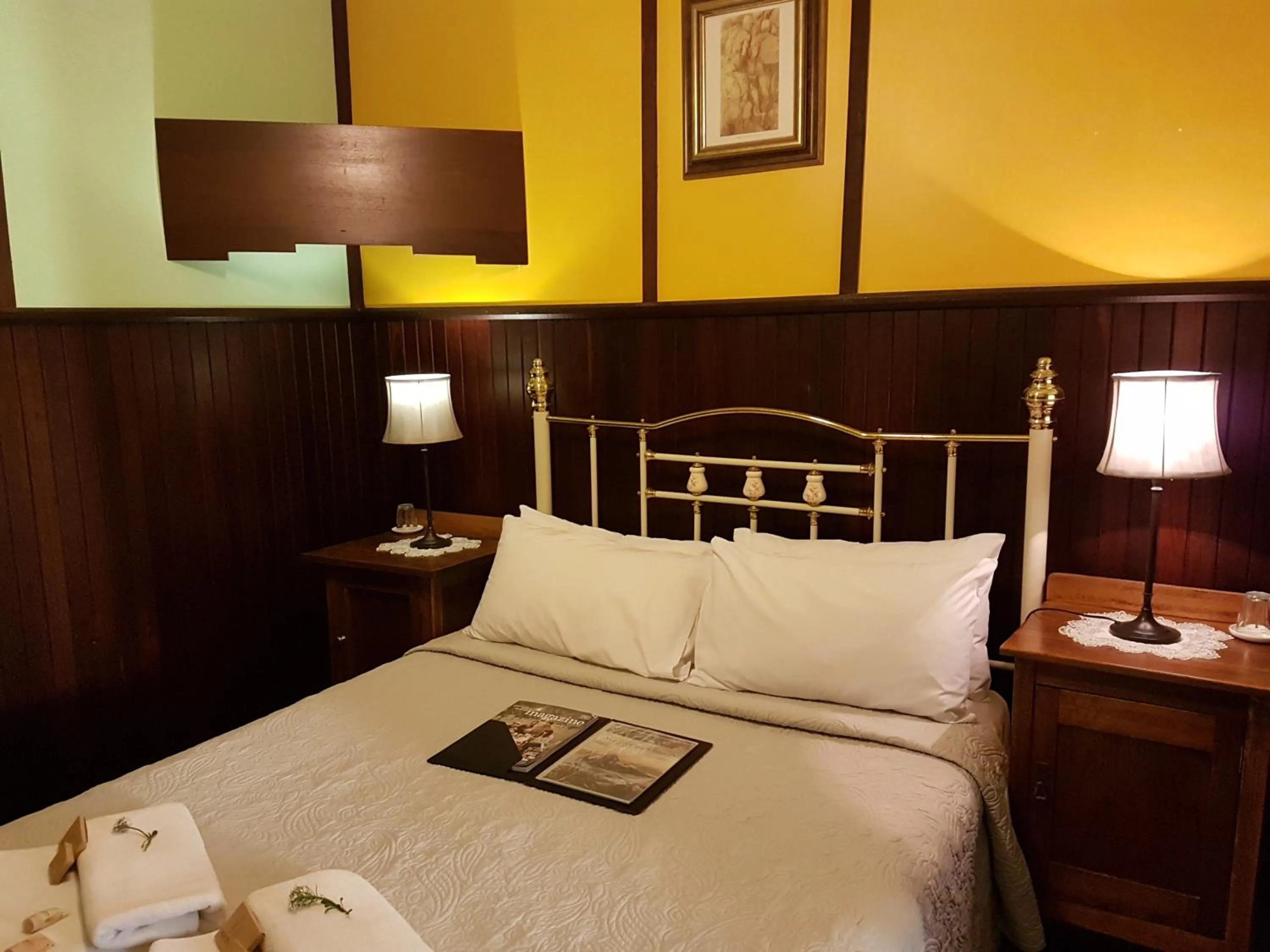 Bedroom, Bed in Bridgefield Guest House