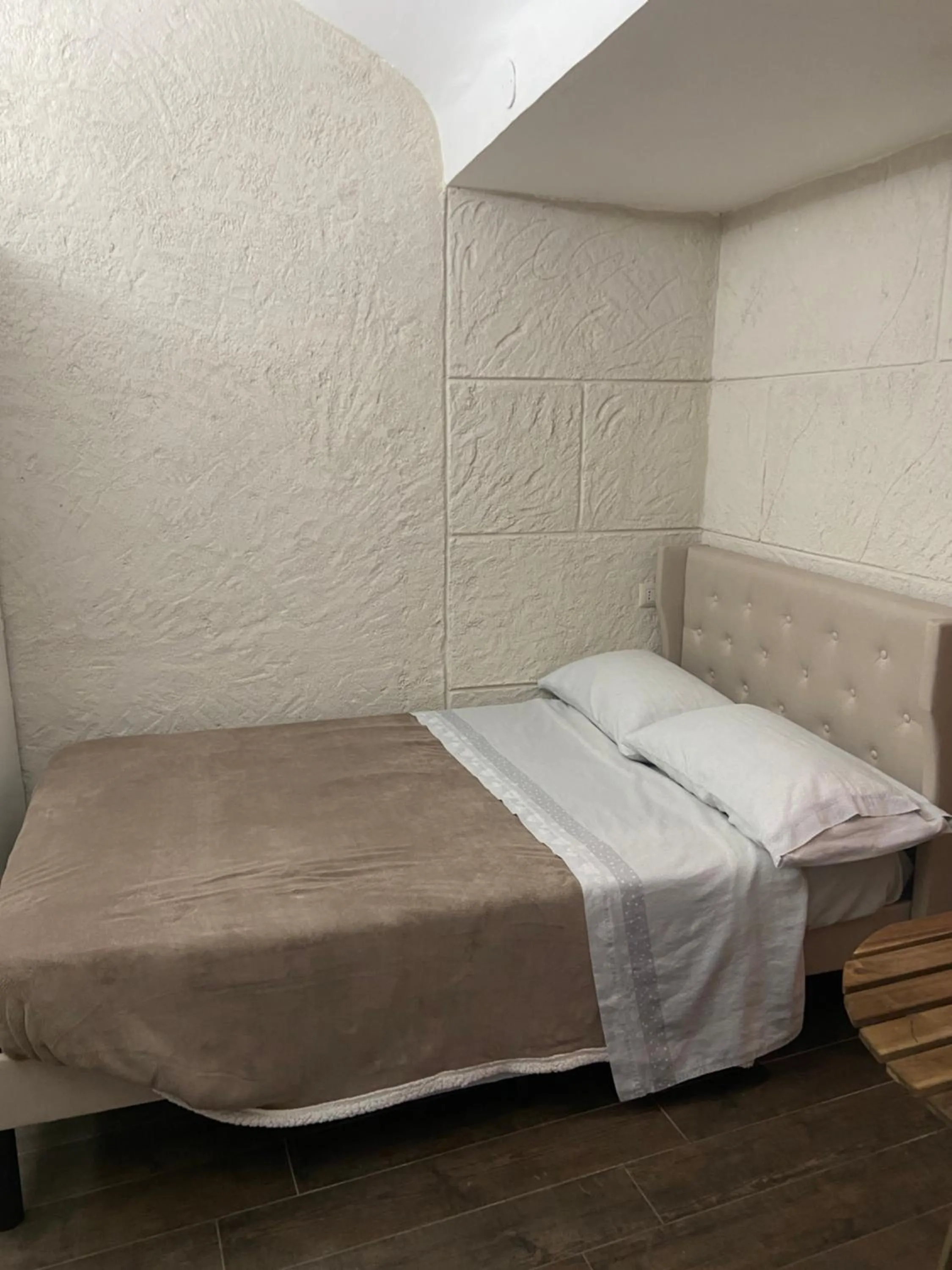 Bed in b&b ERCOLANO Scavi