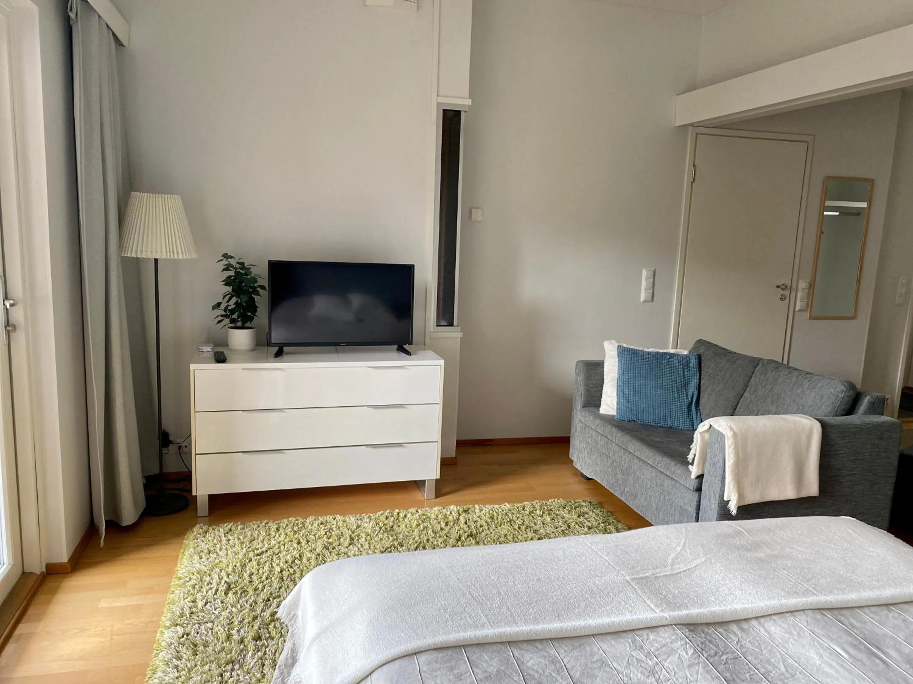 TV and multimedia, Bed in Apartments Tähtitahko