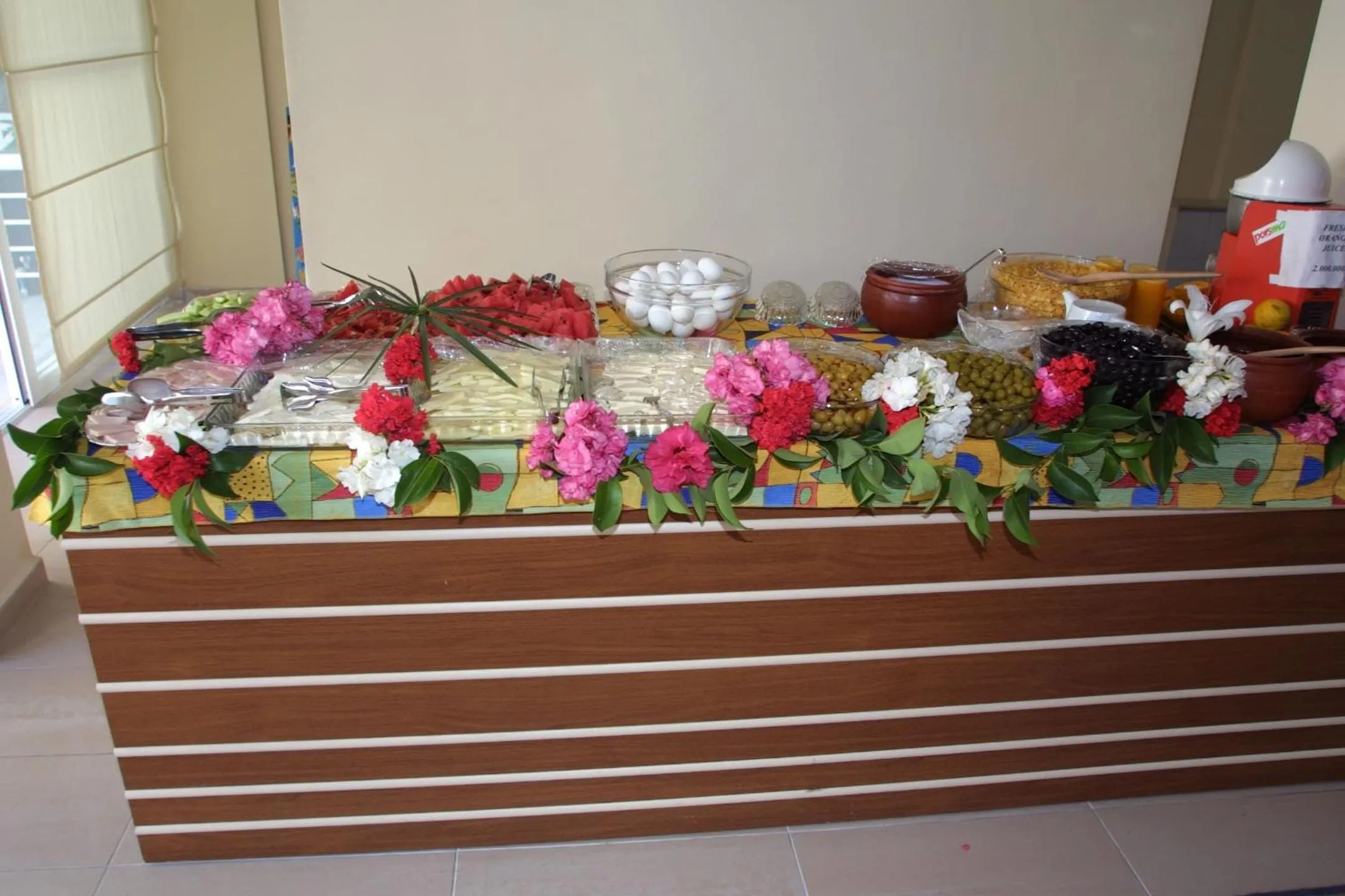 Food and drinks in Alin Hotel