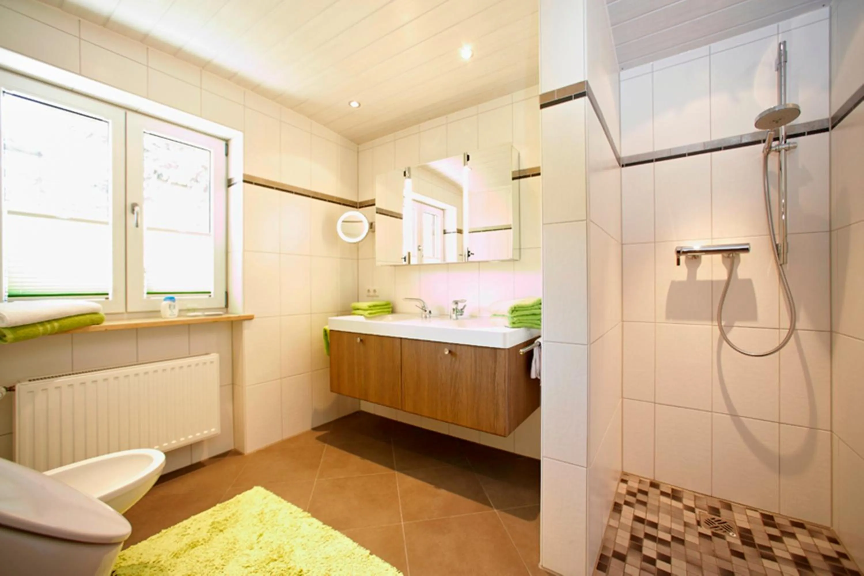 Shower in Hotel am Wiesenhang - Garni