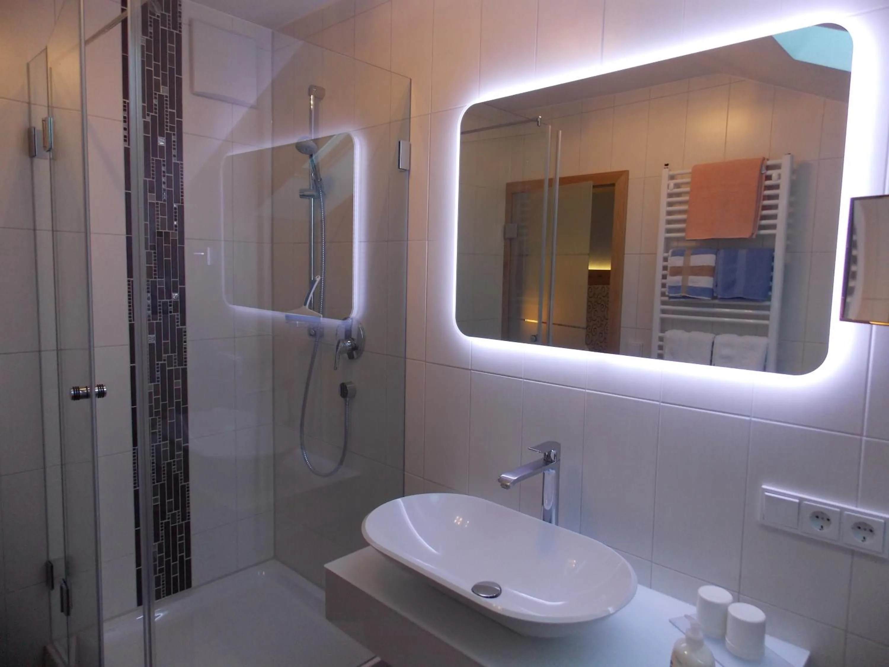 Shower in Hotel am Wiesenhang - Garni