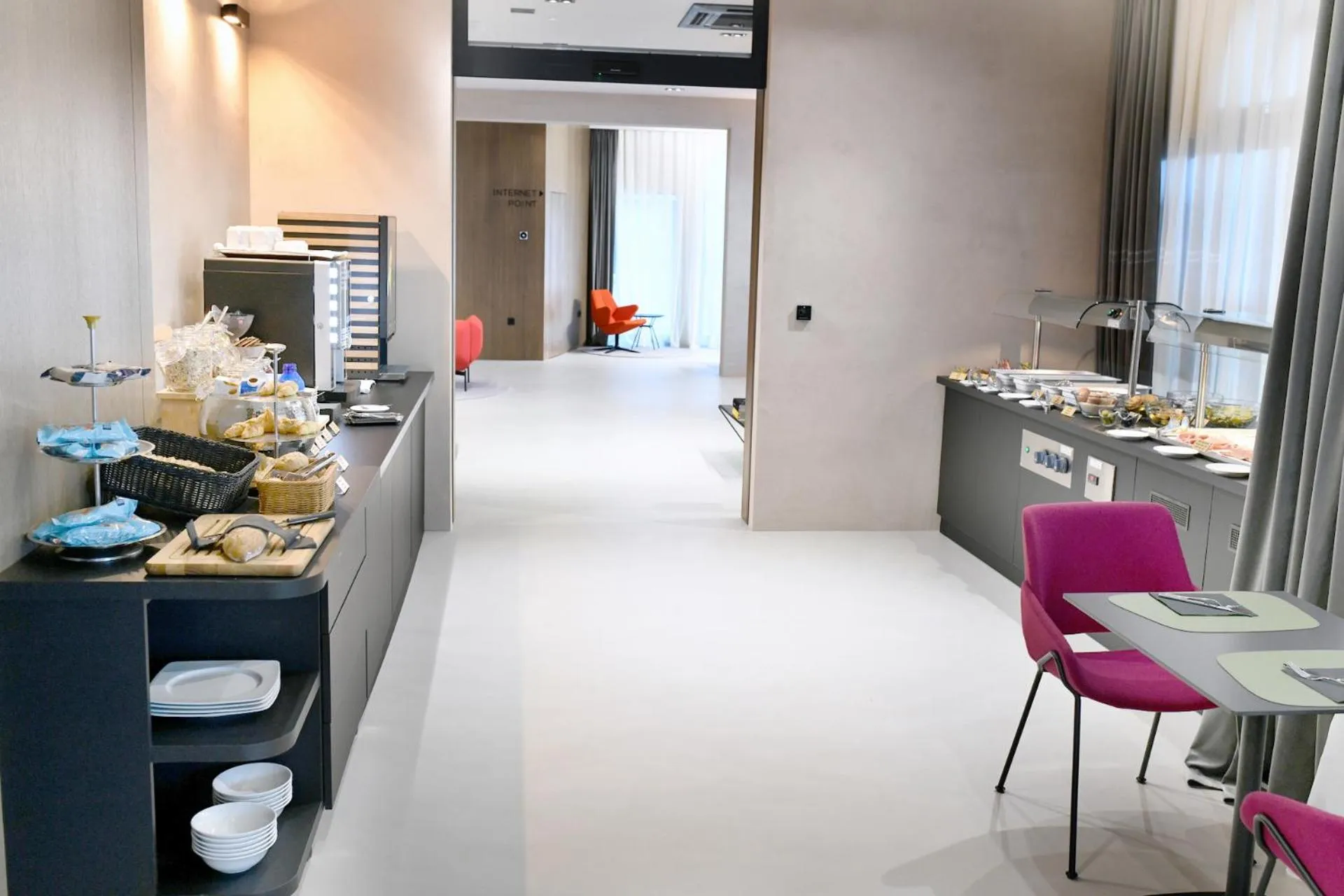 Buffet breakfast in Hotel Milenij